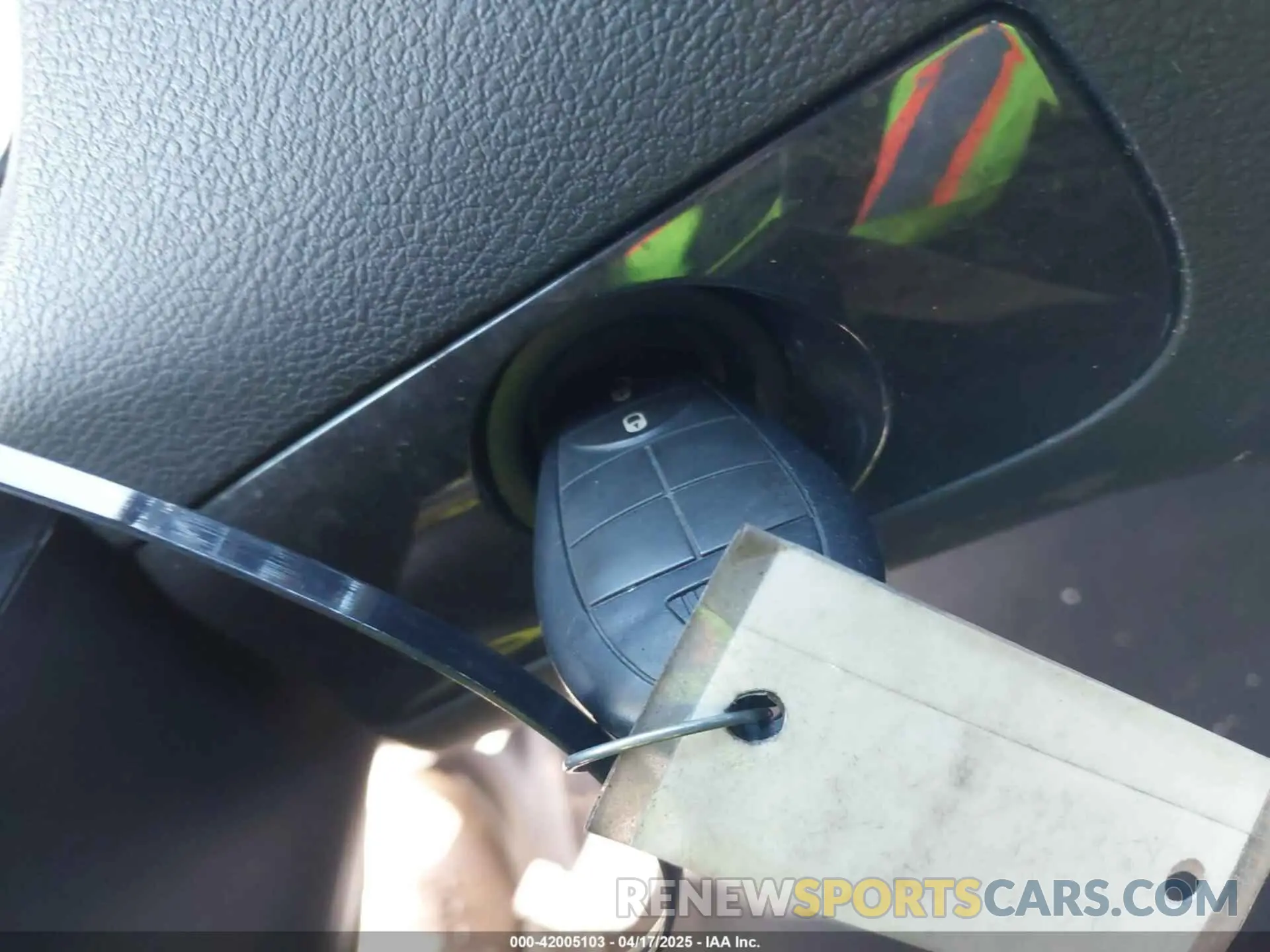 11 Photograph of a damaged car 2C4RDGBG6KR747108 DODGE GRAND CARAVAN 2019