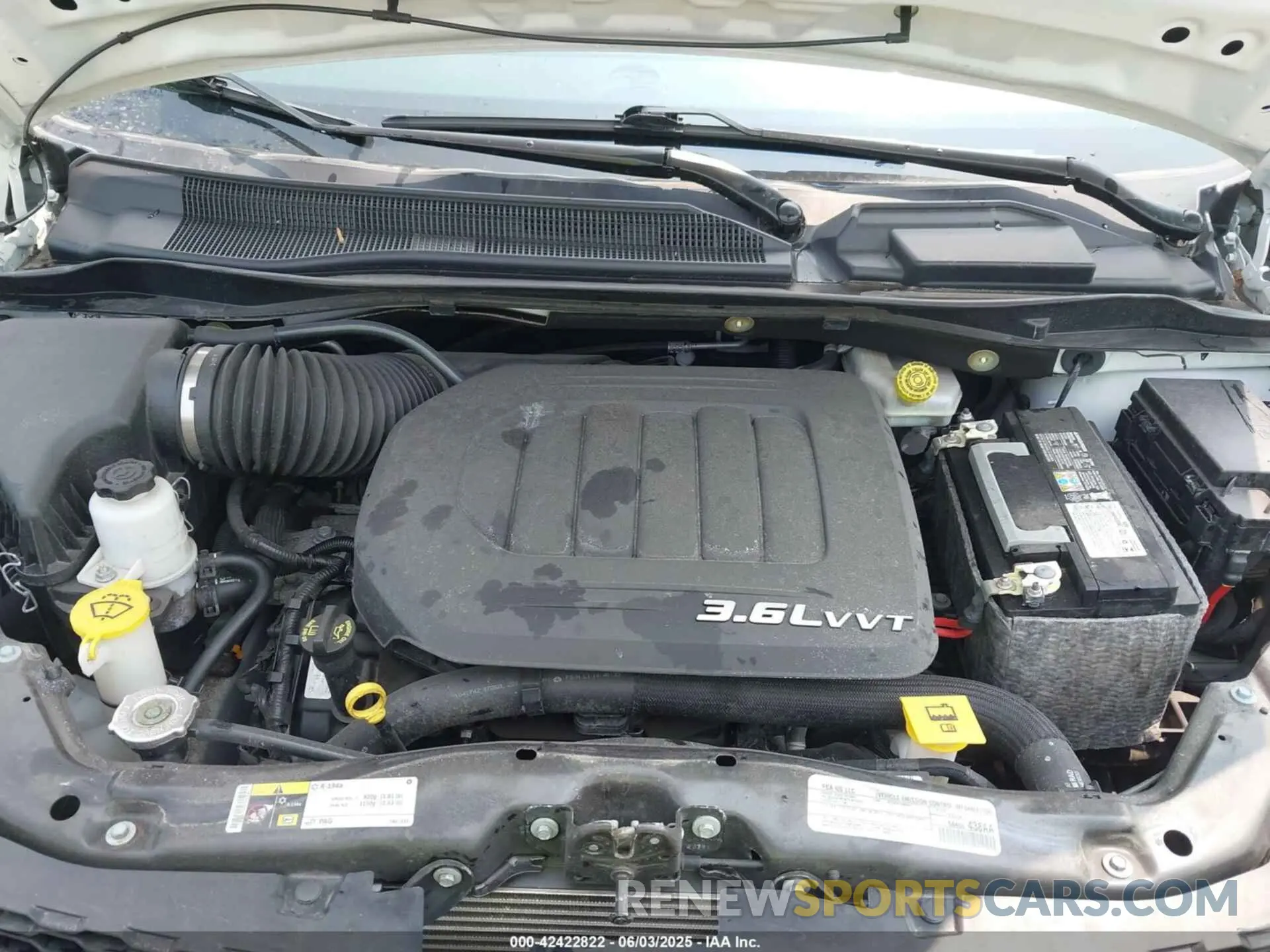 10 Photograph of a damaged car 2C4RDGBG7KR525001 DODGE GRAND CARAVAN 2019