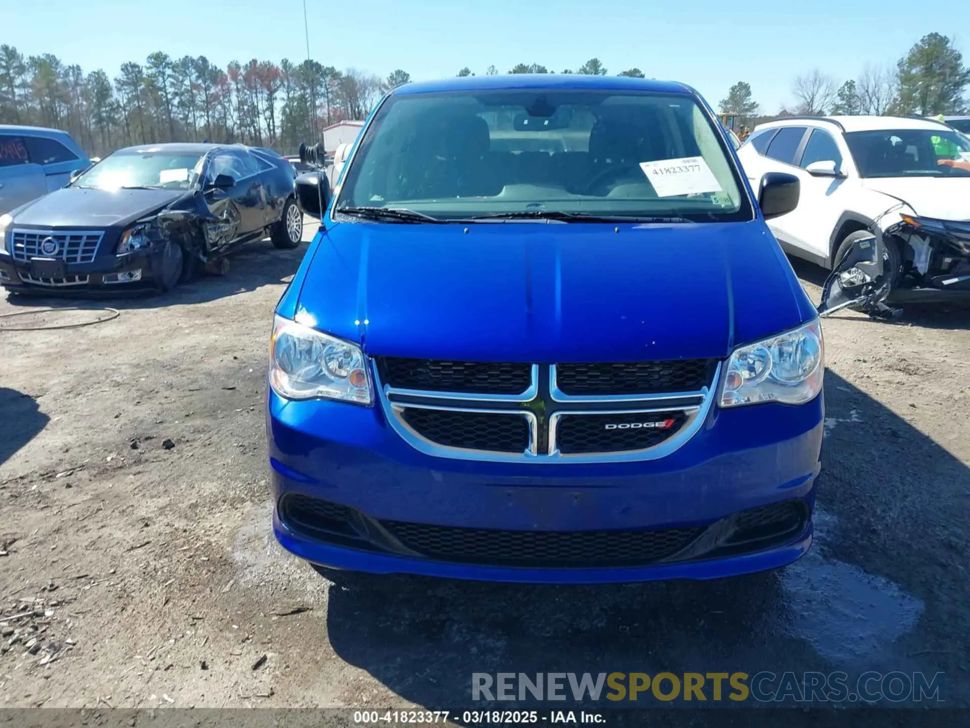 12 Photograph of a damaged car 2C4RDGBG7KR596327 DODGE GRAND CARAVAN 2019