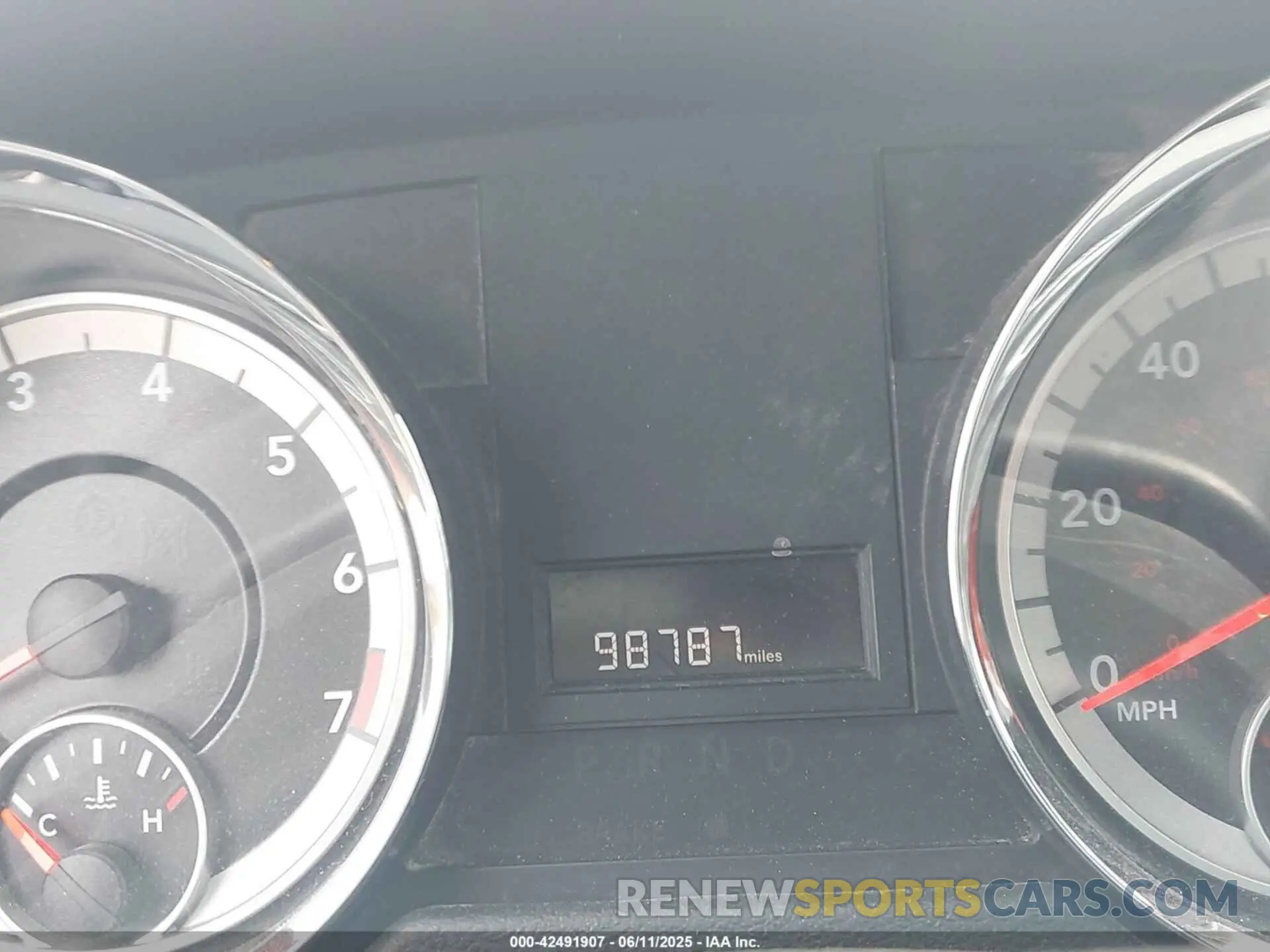 15 Photograph of a damaged car 2C4RDGBG8KR783558 DODGE GRAND CARAVAN 2019