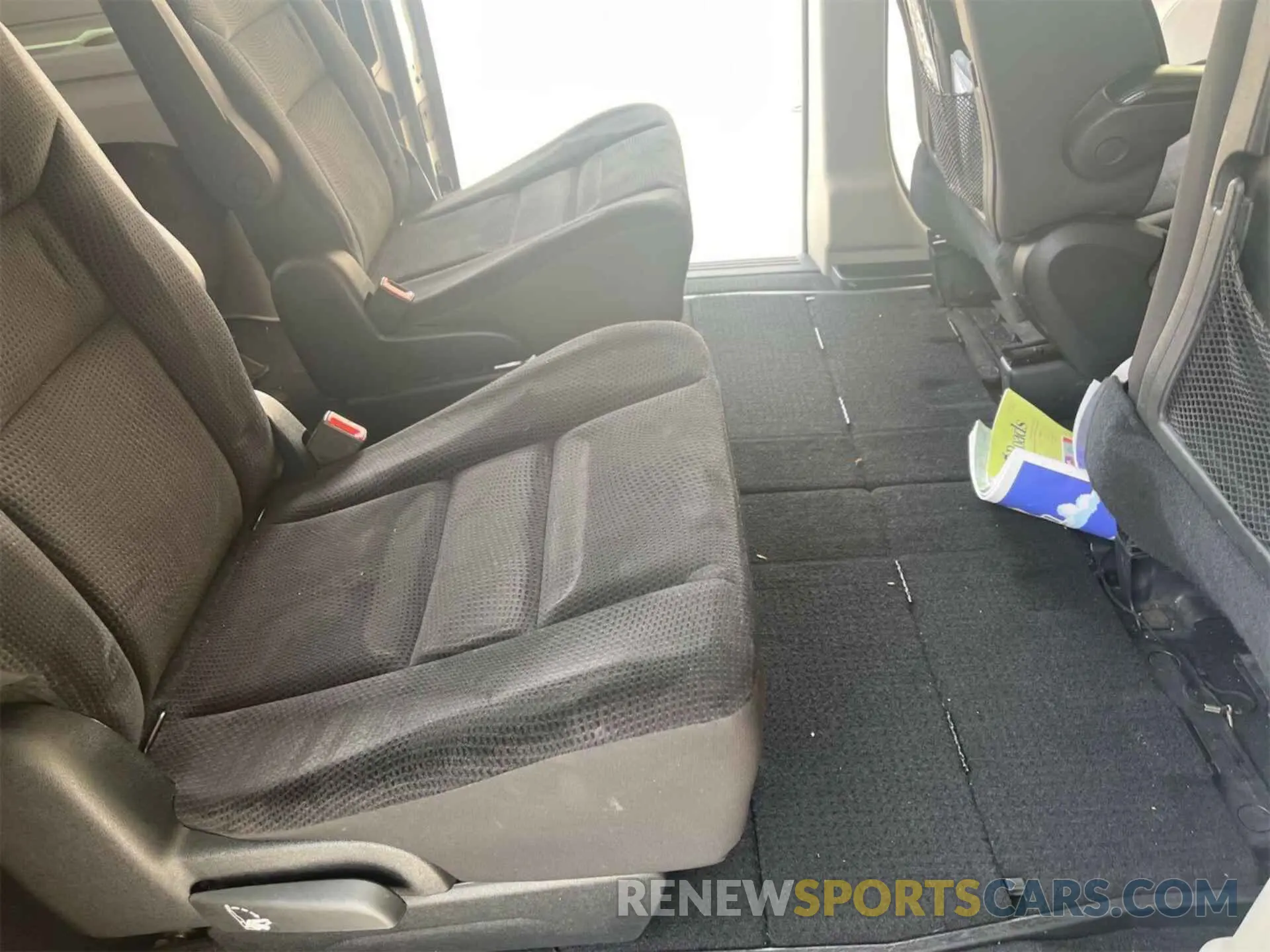 20 Photograph of a damaged car 2C4RDGBG9KR501654 DODGE GRAND CARAVAN 2019