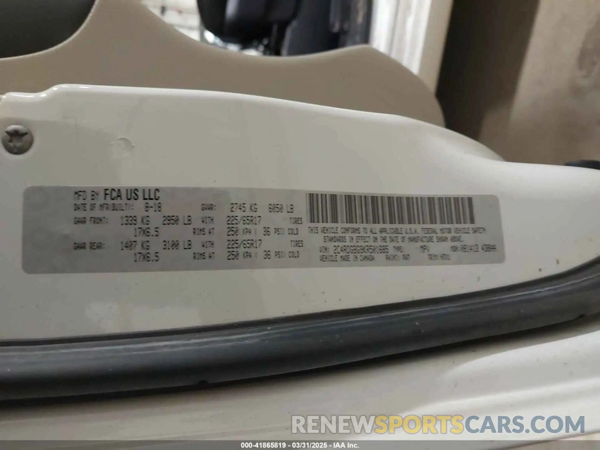 9 Photograph of a damaged car 2C4RDGBG9KR501685 DODGE GRAND CARAVAN 2019
