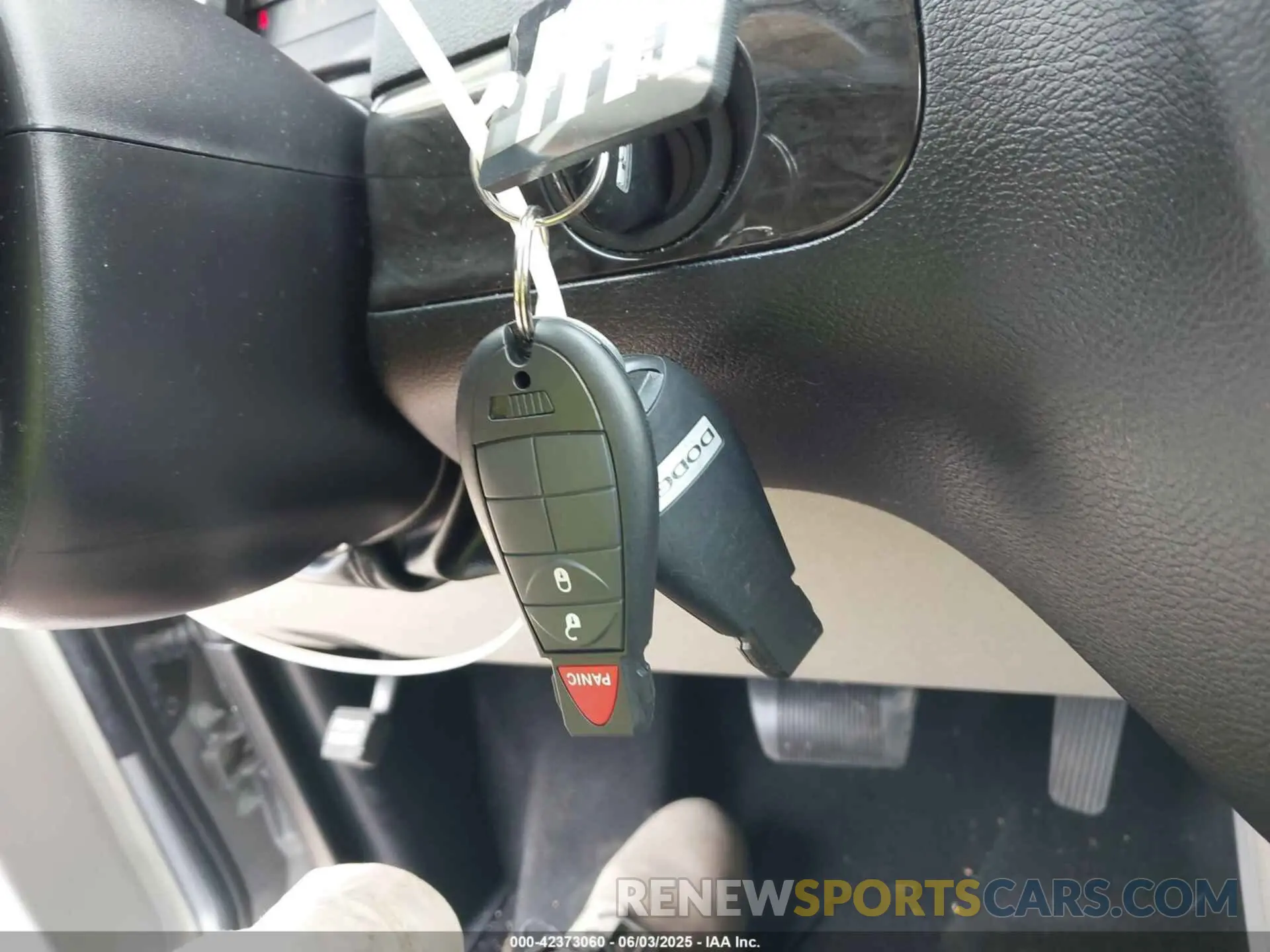 11 Photograph of a damaged car 2C4RDGBG9KR599522 DODGE GRAND CARAVAN 2019
