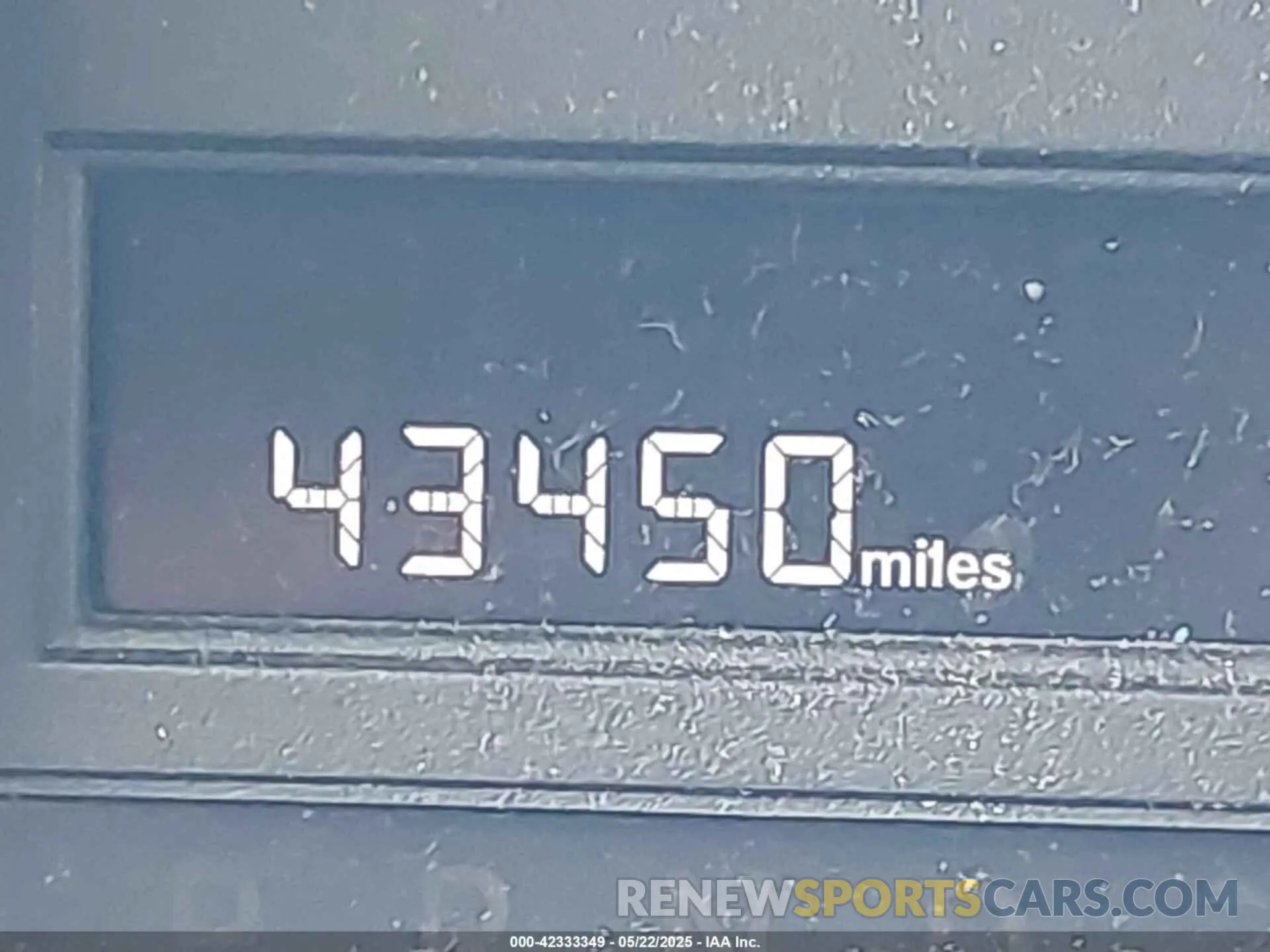 16 Photograph of a damaged car 2C4RDGBG9KR615394 DODGE GRAND CARAVAN 2019