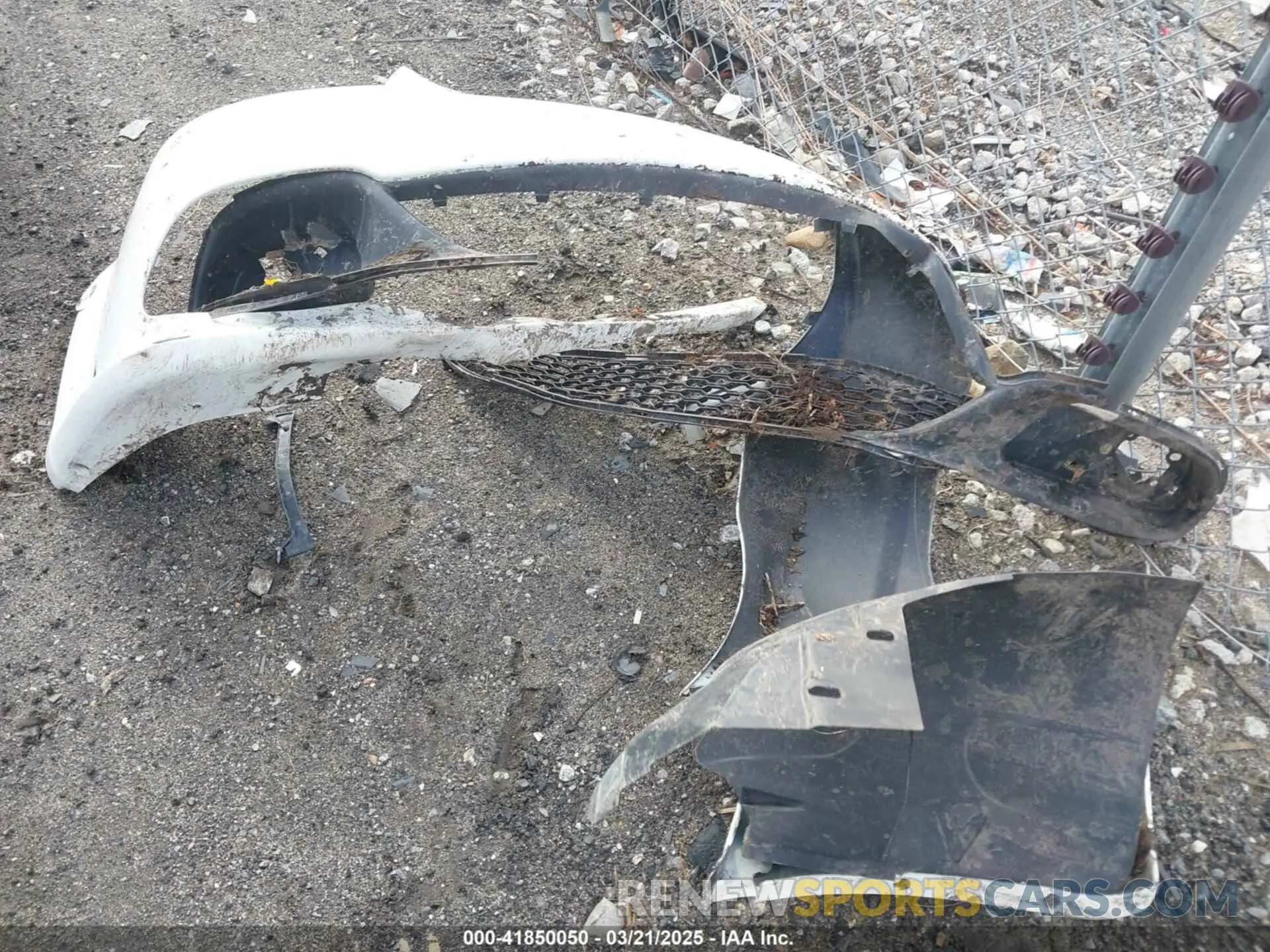 12 Photograph of a damaged car 2C4RDGBGXKR608275 DODGE GRAND CARAVAN 2019