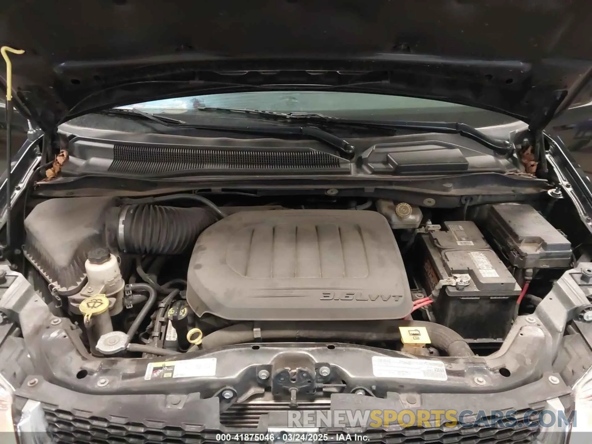 10 Photograph of a damaged car 2C4RDGCG0KR541927 DODGE GRAND CARAVAN 2019