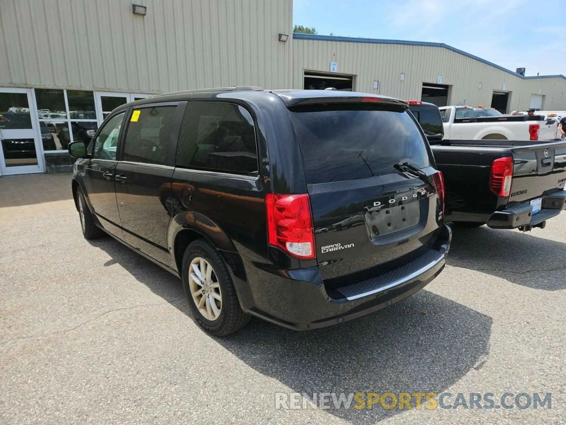 7 Photograph of a damaged car 2C4RDGCG0KR600359 DODGE GRAND CARAVAN 2019