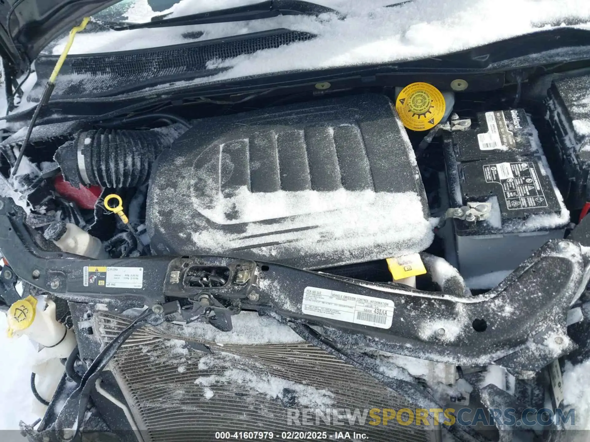 10 Photograph of a damaged car 2C4RDGCG0KR614438 DODGE GRAND CARAVAN 2019