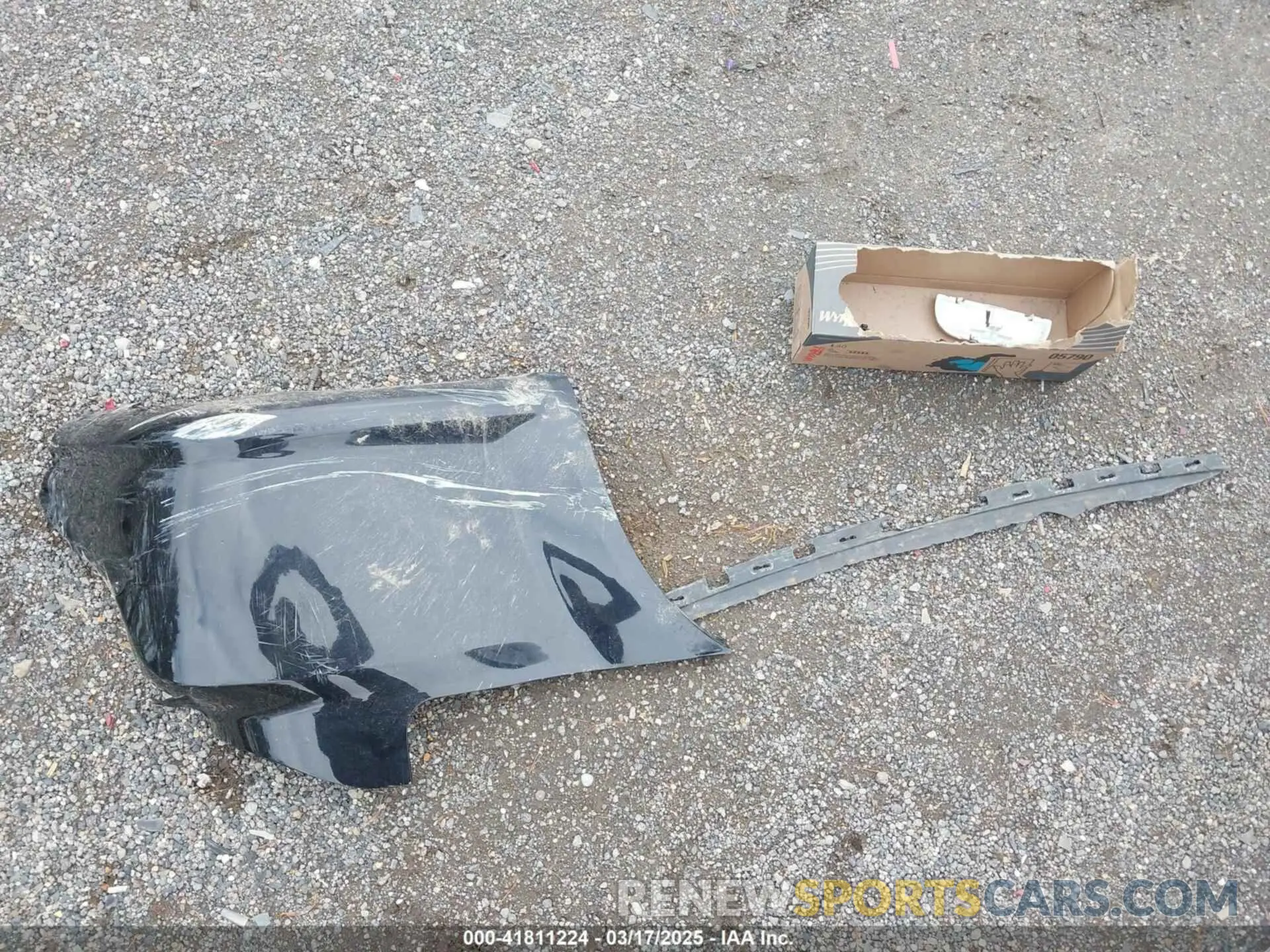 12 Photograph of a damaged car 2C4RDGCG0KR692444 DODGE GRAND CARAVAN 2019
