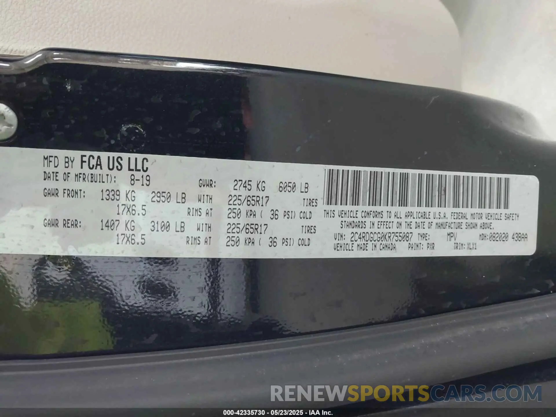 9 Photograph of a damaged car 2C4RDGCG0KR755087 DODGE GRAND CARAVAN 2019