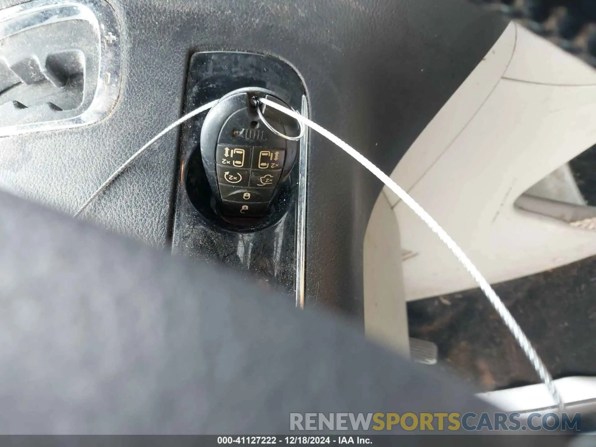 11 Photograph of a damaged car 2C4RDGCG1KR544996 DODGE GRAND CARAVAN 2019