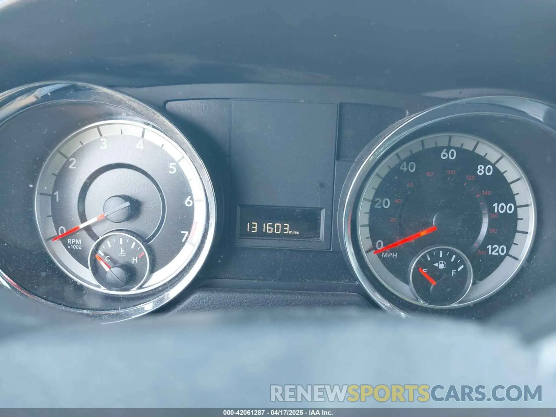 7 Photograph of a damaged car 2C4RDGCG1KR545775 DODGE GRAND CARAVAN 2019