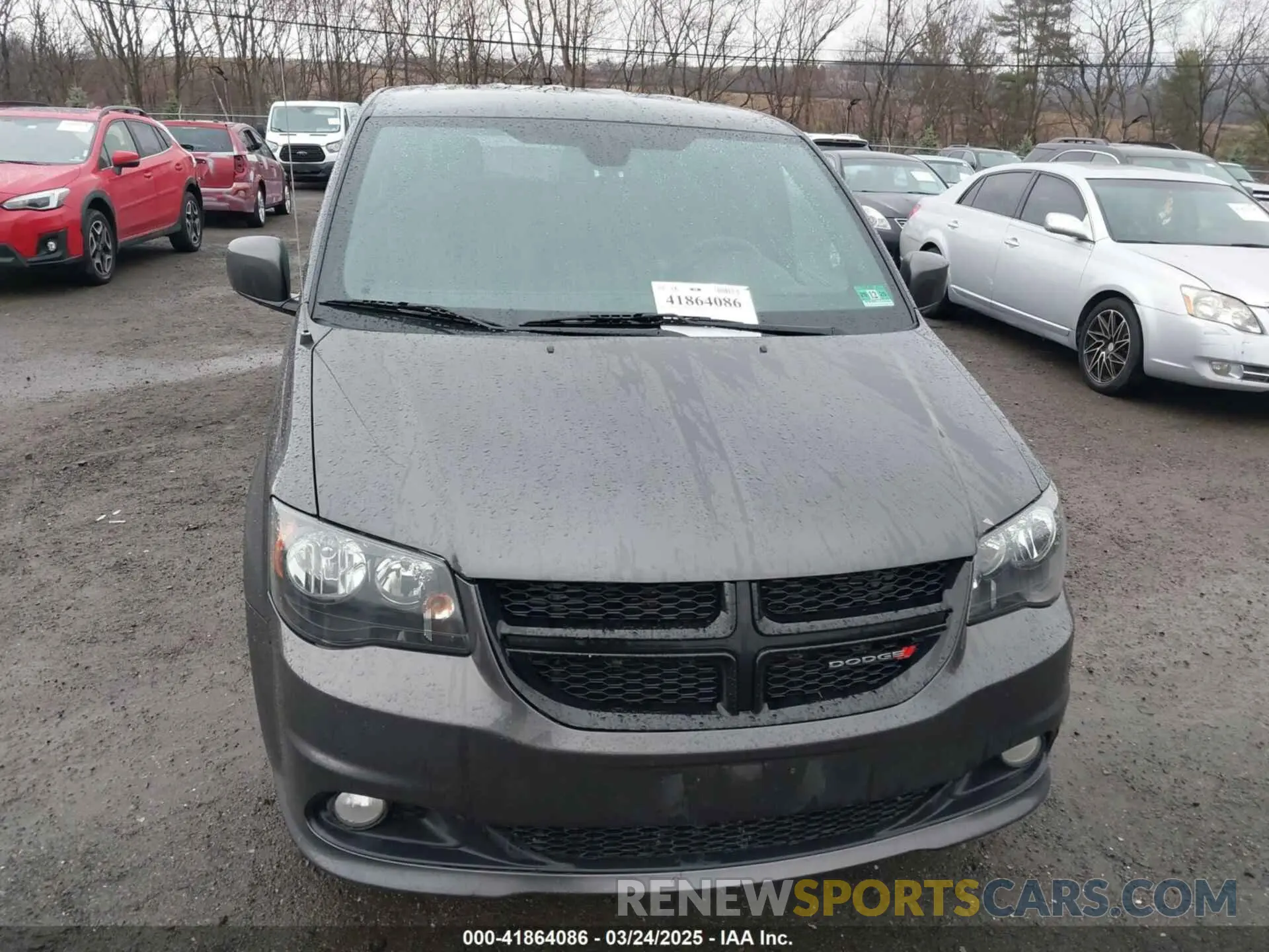 6 Photograph of a damaged car 2C4RDGCG1KR546733 DODGE GRAND CARAVAN 2019