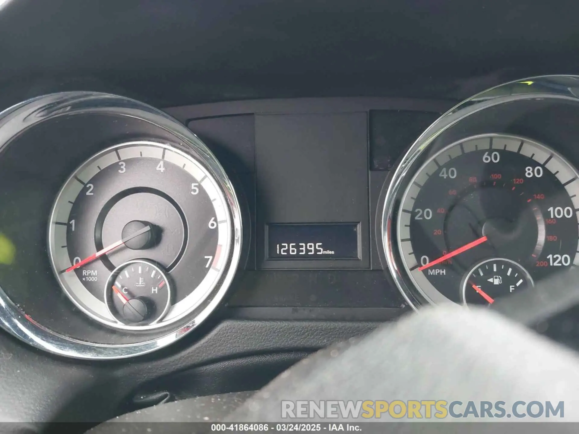 7 Photograph of a damaged car 2C4RDGCG1KR546733 DODGE GRAND CARAVAN 2019