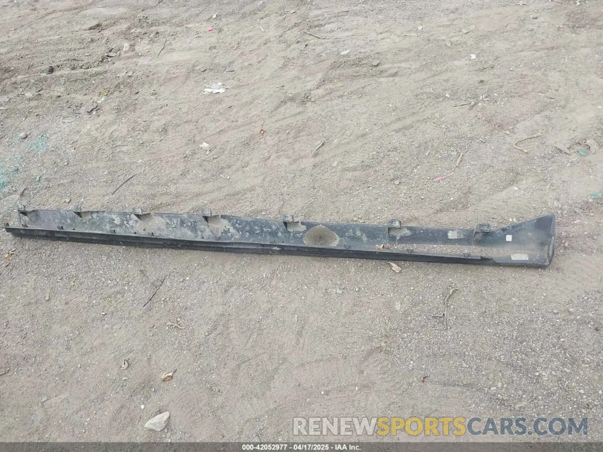 12 Photograph of a damaged car 2C4RDGCG1KR663986 DODGE GRAND CARAVAN 2019