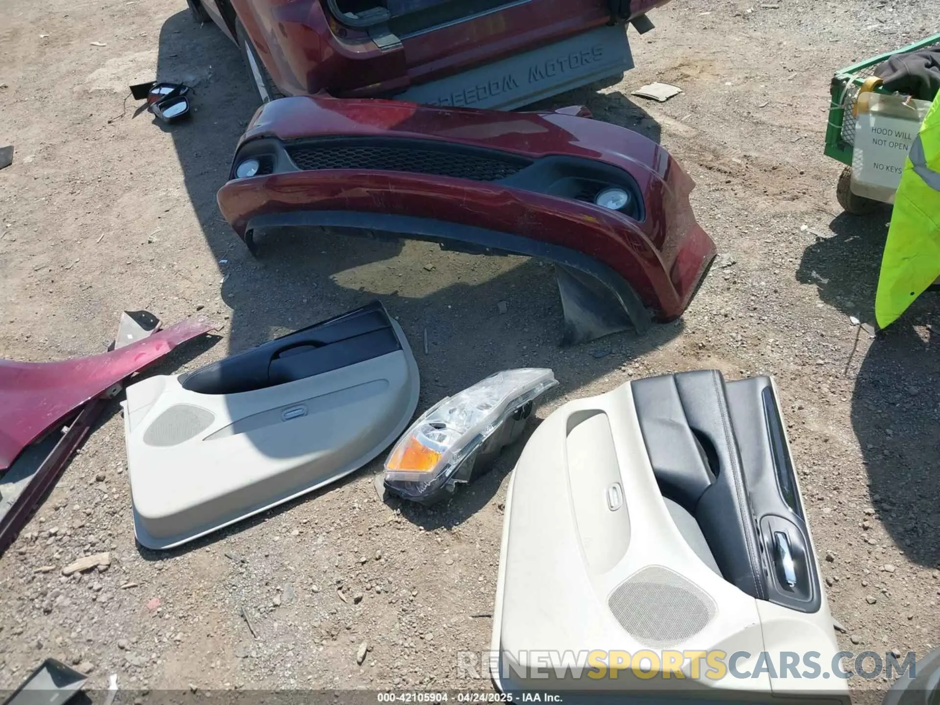 12 Photograph of a damaged car 2C4RDGCG2KR620385 DODGE GRAND CARAVAN 2019