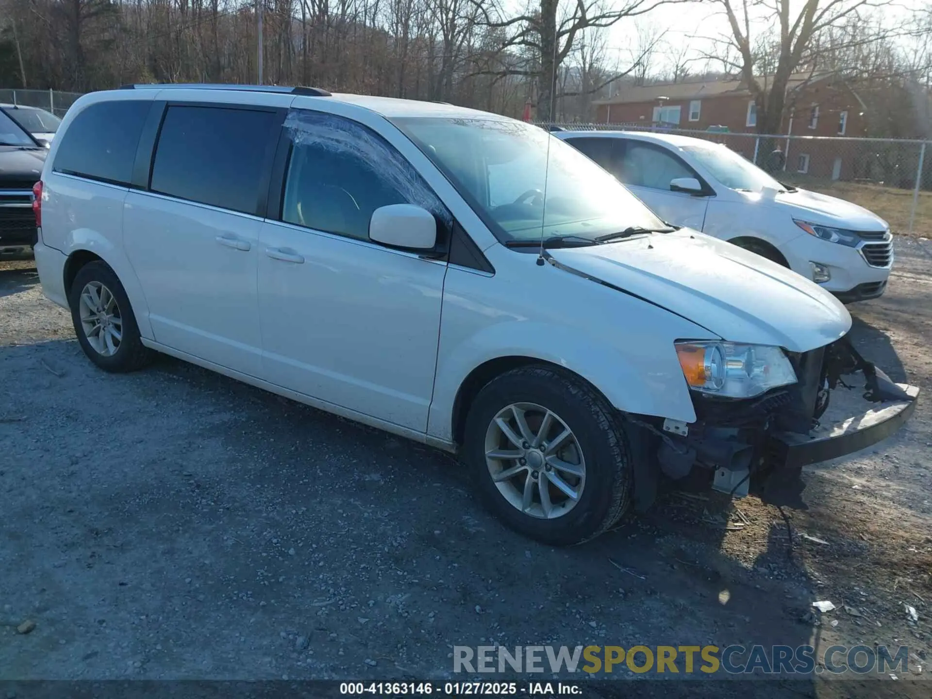 1 Photograph of a damaged car 2C4RDGCG2KR775177 DODGE GRAND CARAVAN 2019