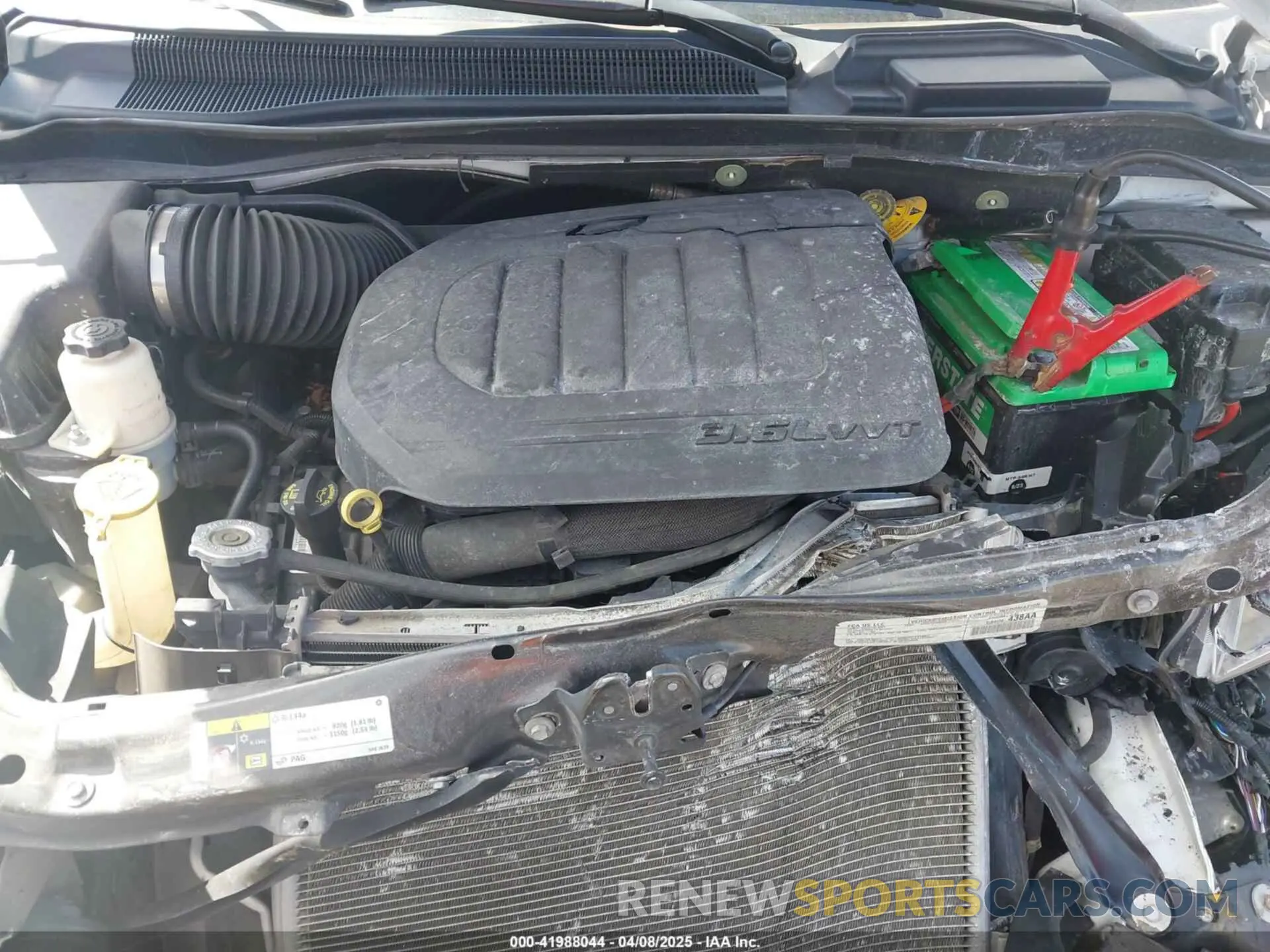 10 Photograph of a damaged car 2C4RDGCG3KR661558 DODGE GRAND CARAVAN 2019