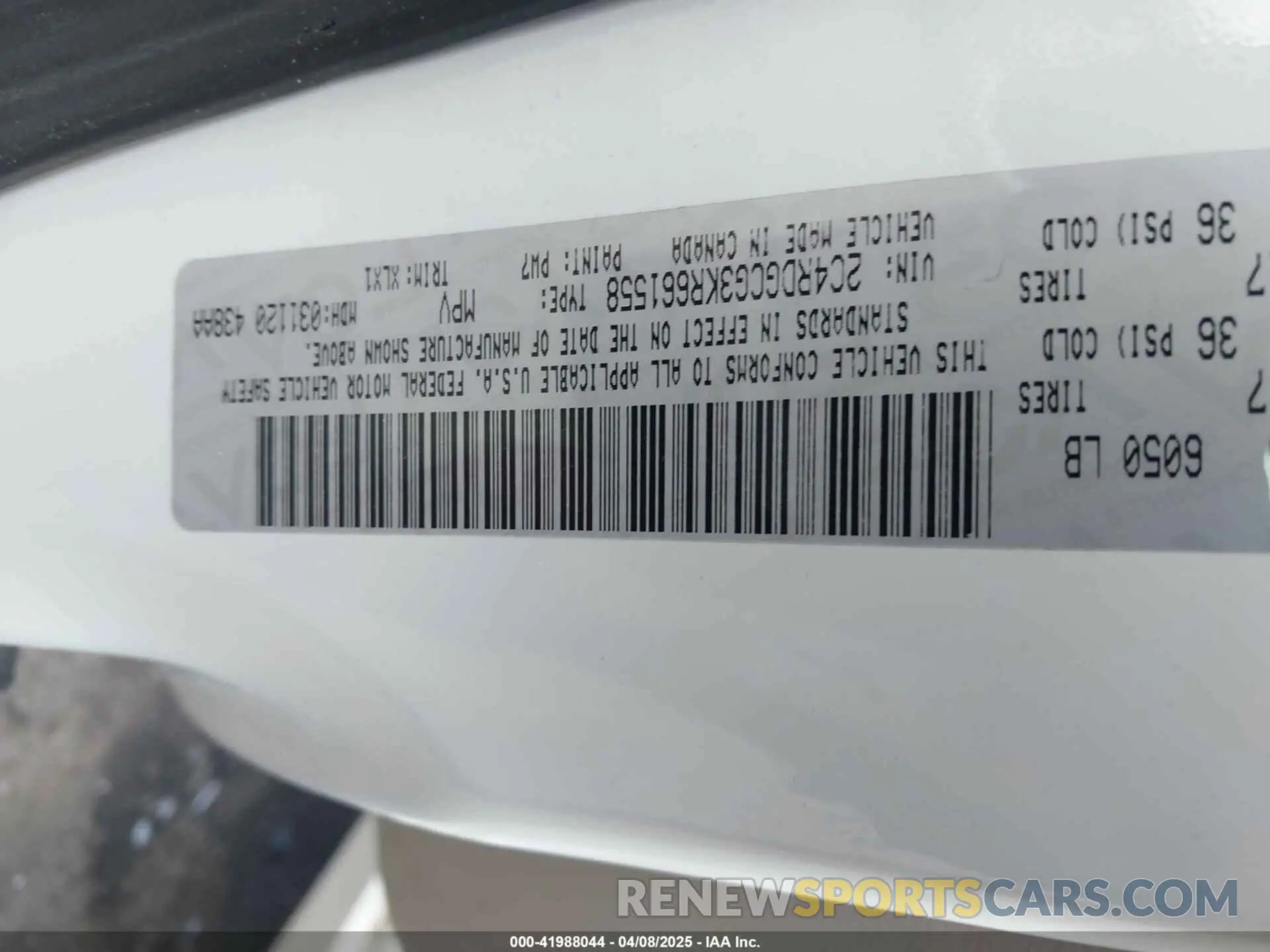 9 Photograph of a damaged car 2C4RDGCG3KR661558 DODGE GRAND CARAVAN 2019