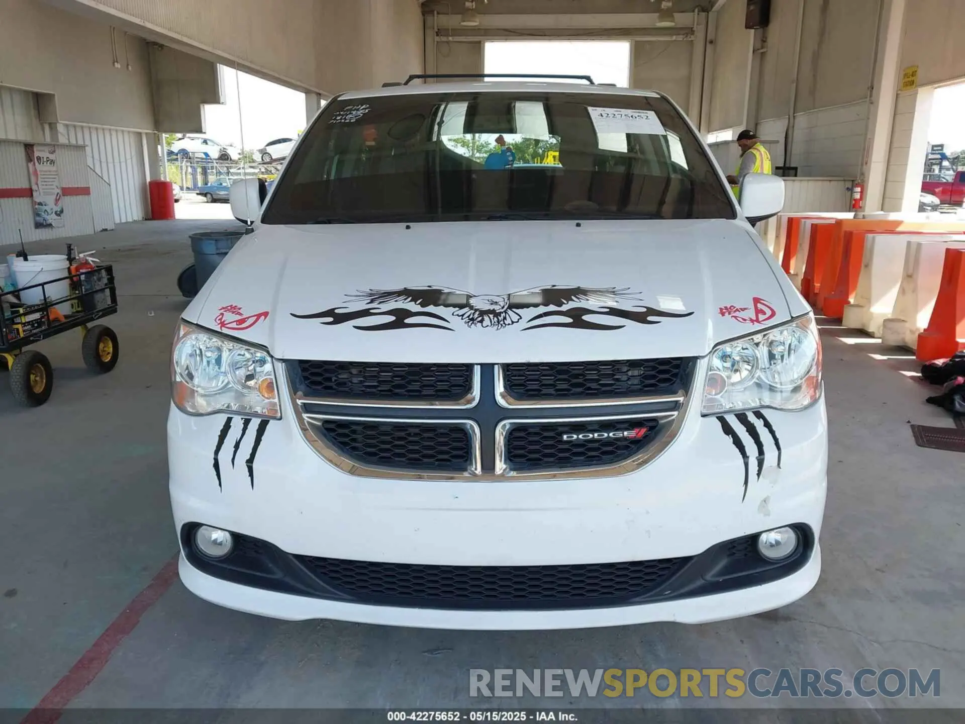 12 Photograph of a damaged car 2C4RDGCG3KR743614 DODGE GRAND CARAVAN 2019