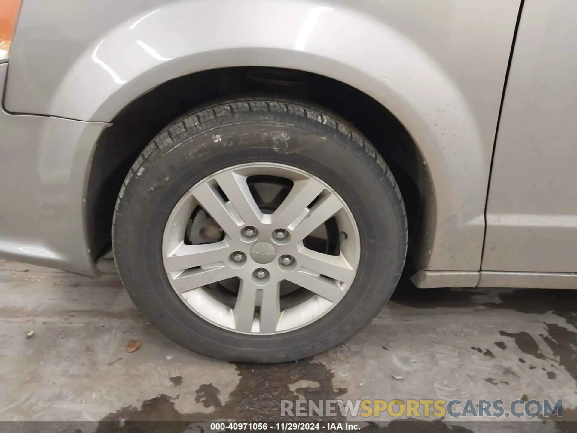 12 Photograph of a damaged car 2C4RDGCG3KR760932 DODGE GRAND CARAVAN 2019