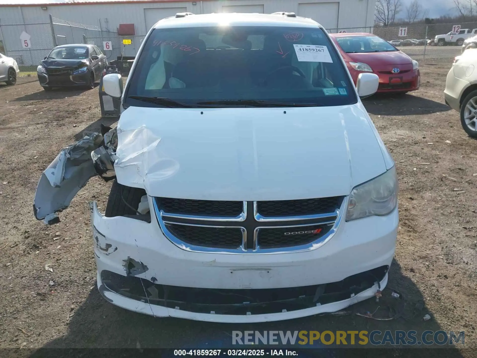 12 Photograph of a damaged car 2C4RDGCG4KR771745 DODGE GRAND CARAVAN 2019