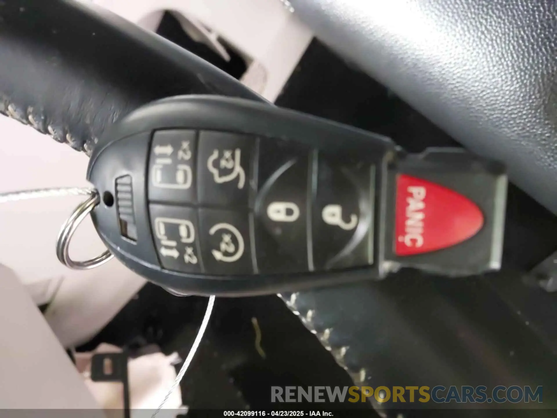 11 Photograph of a damaged car 2C4RDGCG5KR663344 DODGE GRAND CARAVAN 2019