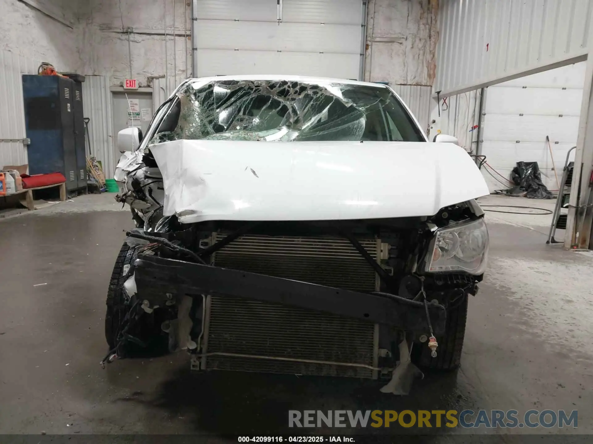 12 Photograph of a damaged car 2C4RDGCG5KR663344 DODGE GRAND CARAVAN 2019