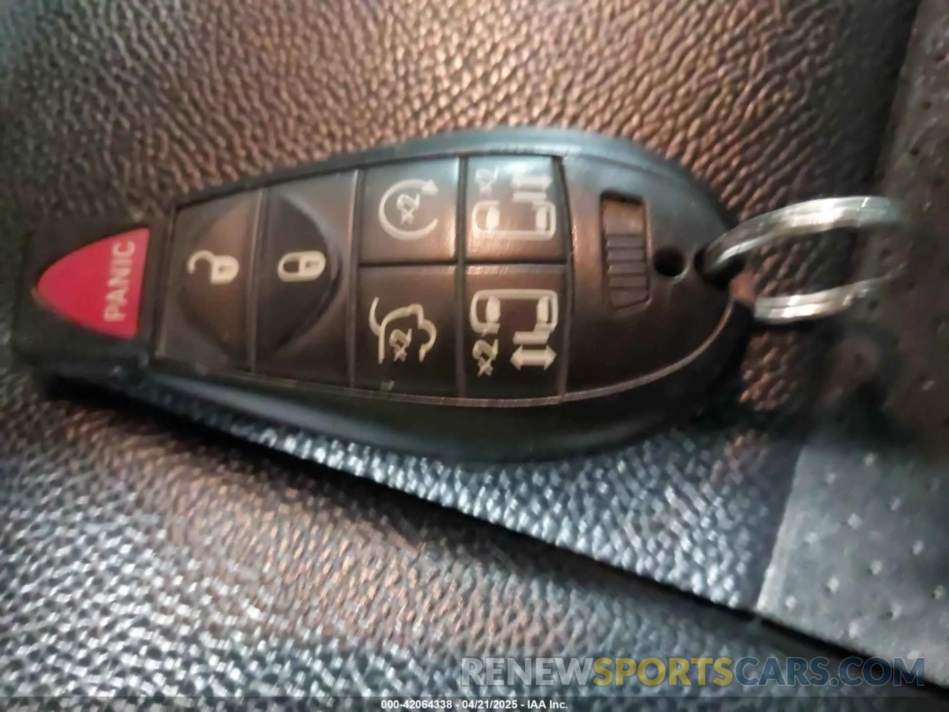 11 Photograph of a damaged car 2C4RDGCG5KR789624 DODGE GRAND CARAVAN 2019
