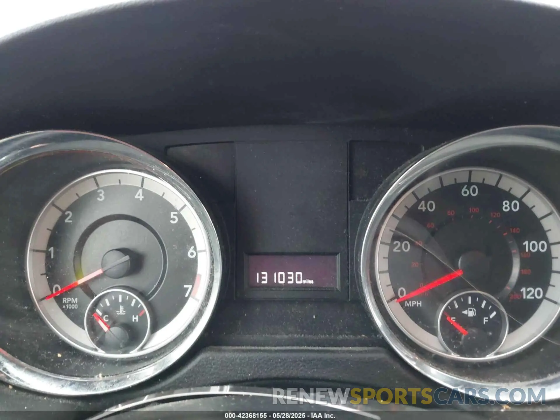 7 Photograph of a damaged car 2C4RDGCG6KR518197 DODGE GRAND CARAVAN 2019