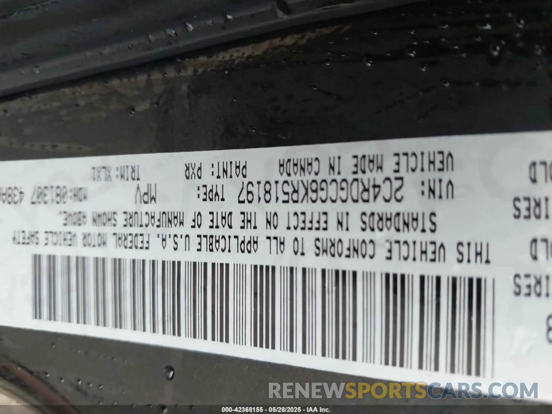 9 Photograph of a damaged car 2C4RDGCG6KR518197 DODGE GRAND CARAVAN 2019