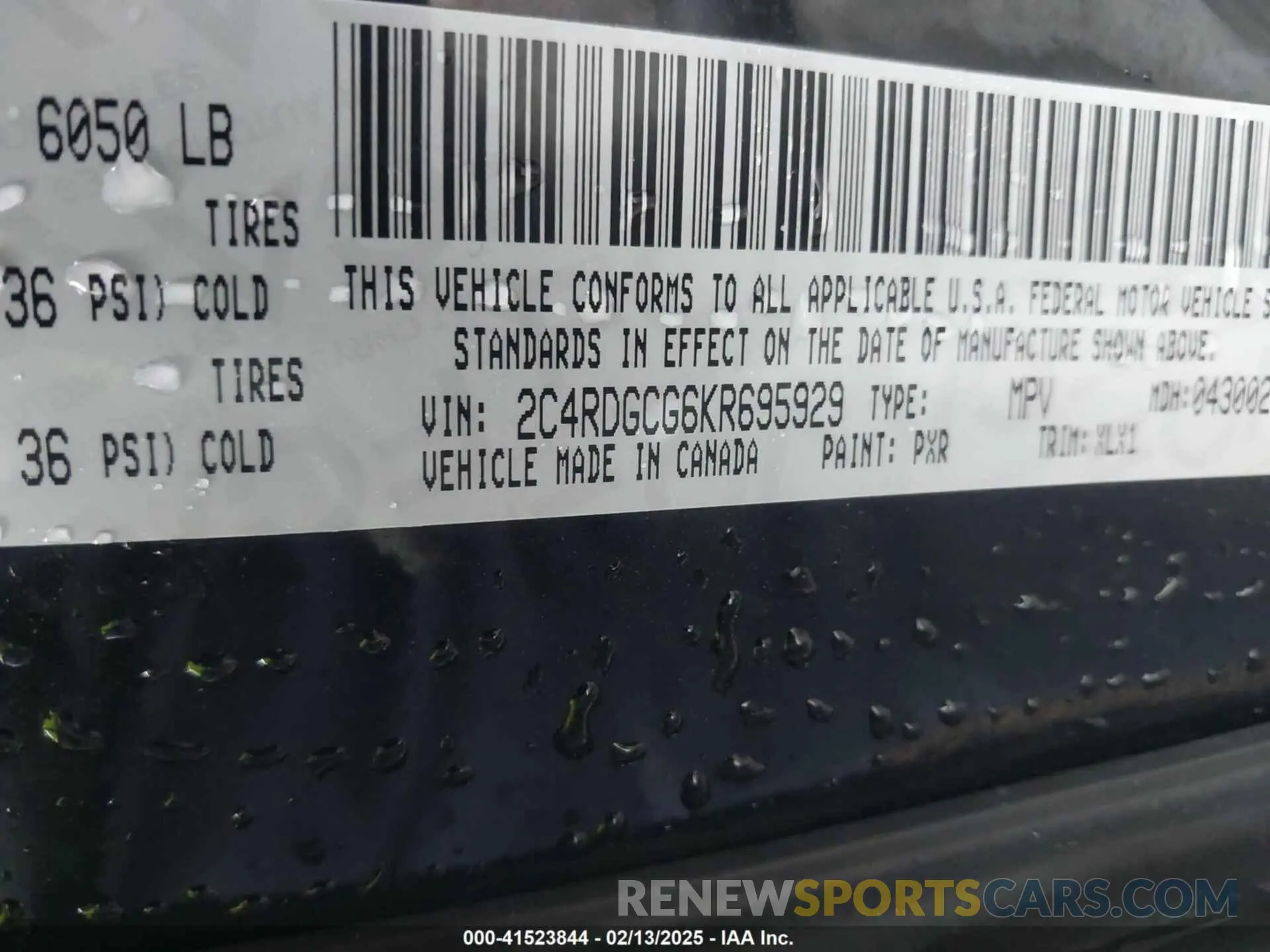 9 Photograph of a damaged car 2C4RDGCG6KR695929 DODGE GRAND CARAVAN 2019