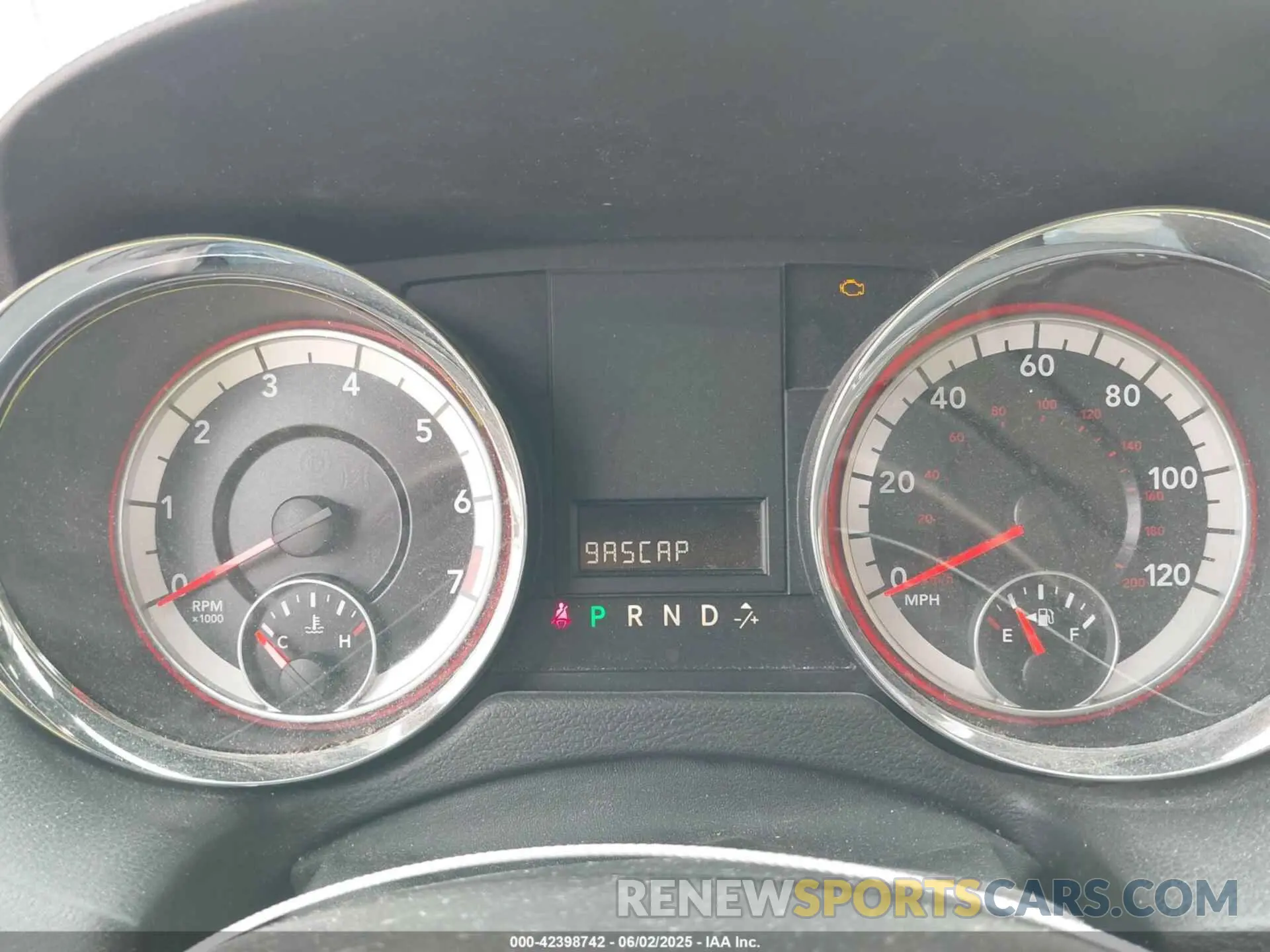 7 Photograph of a damaged car 2C4RDGCG7KR545120 DODGE GRAND CARAVAN 2019