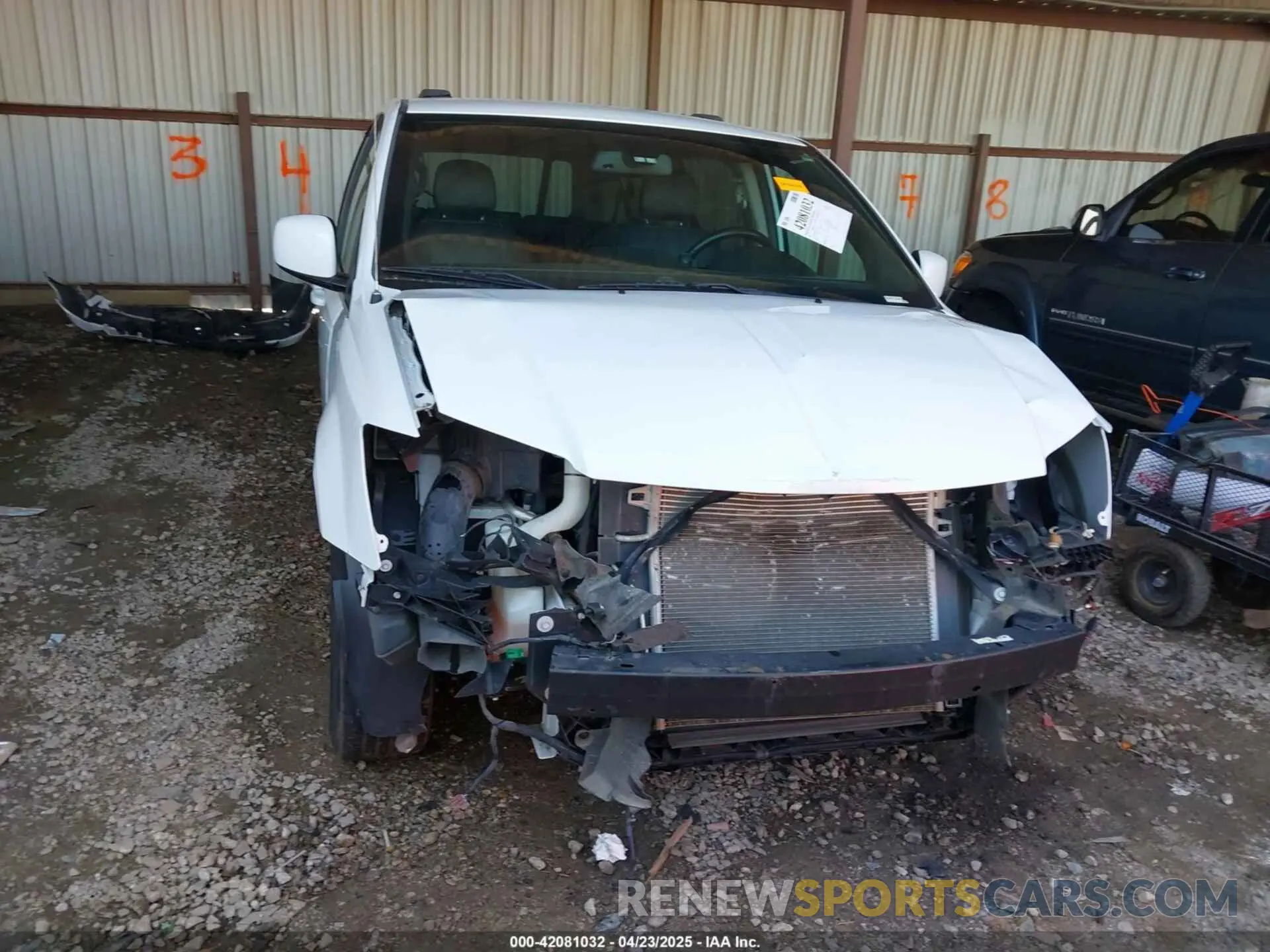 21 Photograph of a damaged car 2C4RDGCG7KR677214 DODGE GRAND CARAVAN 2019