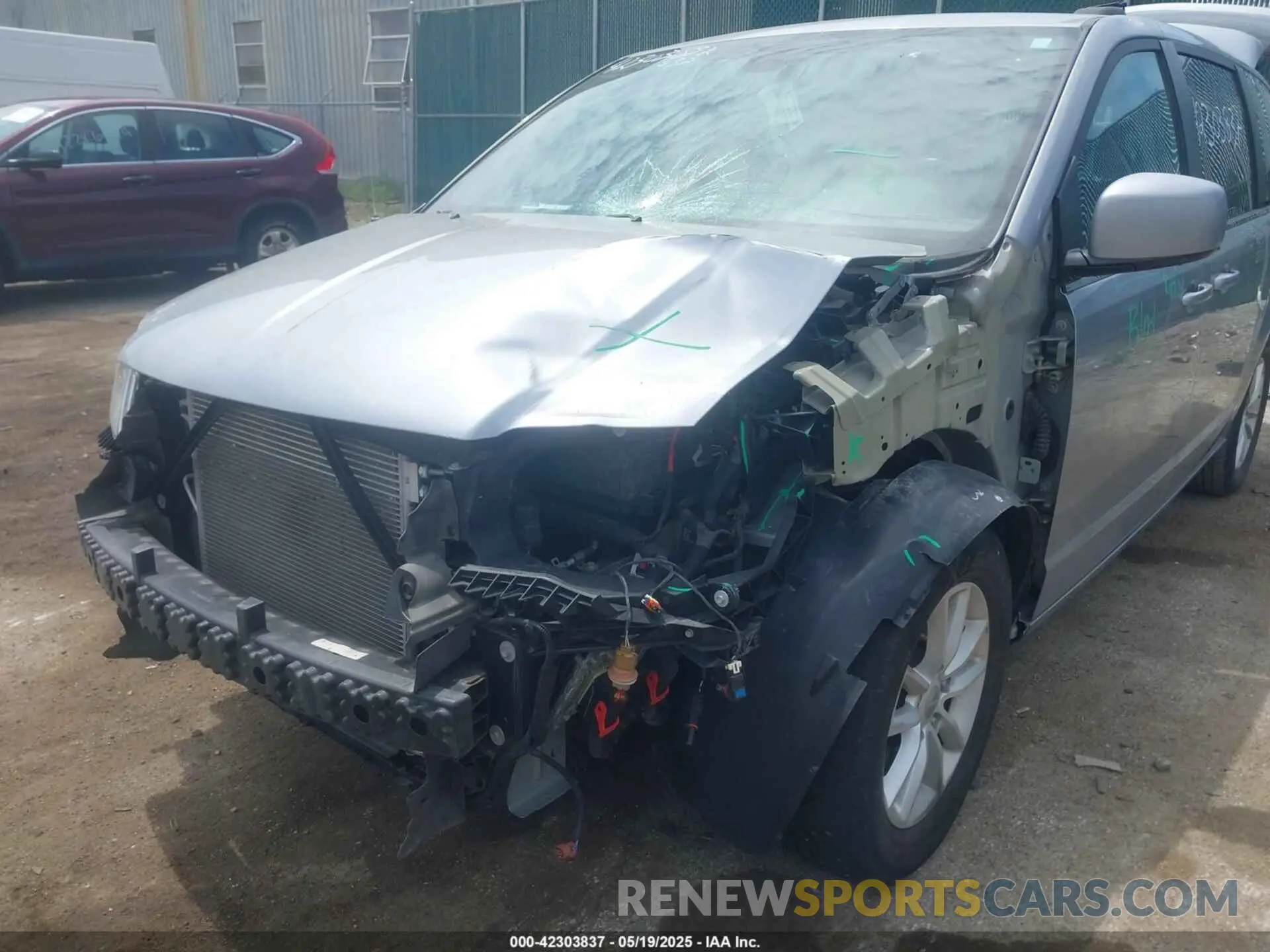 6 Photograph of a damaged car 2C4RDGCG7KR716495 DODGE GRAND CARAVAN 2019