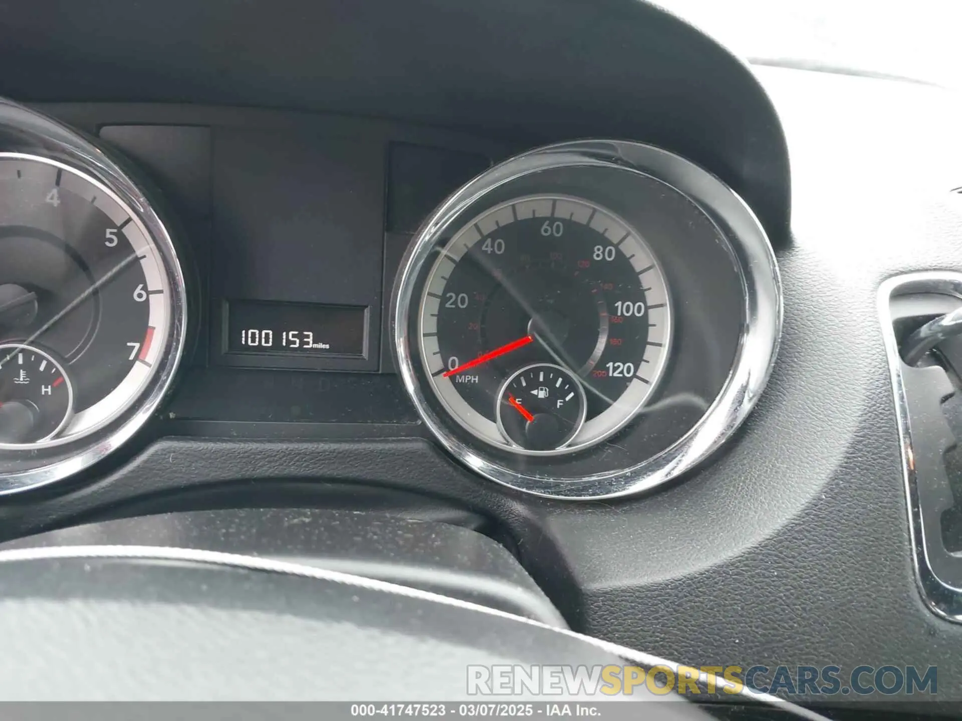 7 Photograph of a damaged car 2C4RDGCG7KR739422 DODGE GRAND CARAVAN 2019