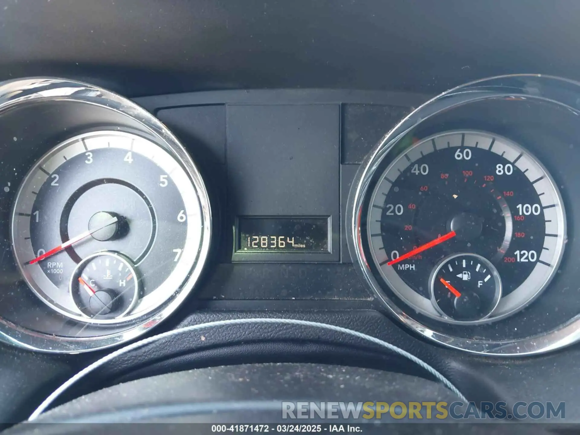 7 Photograph of a damaged car 2C4RDGCG8KR642293 DODGE GRAND CARAVAN 2019