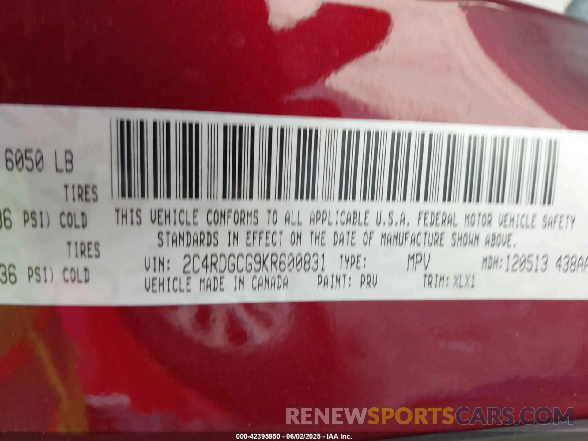 9 Photograph of a damaged car 2C4RDGCG9KR600831 DODGE GRAND CARAVAN 2019