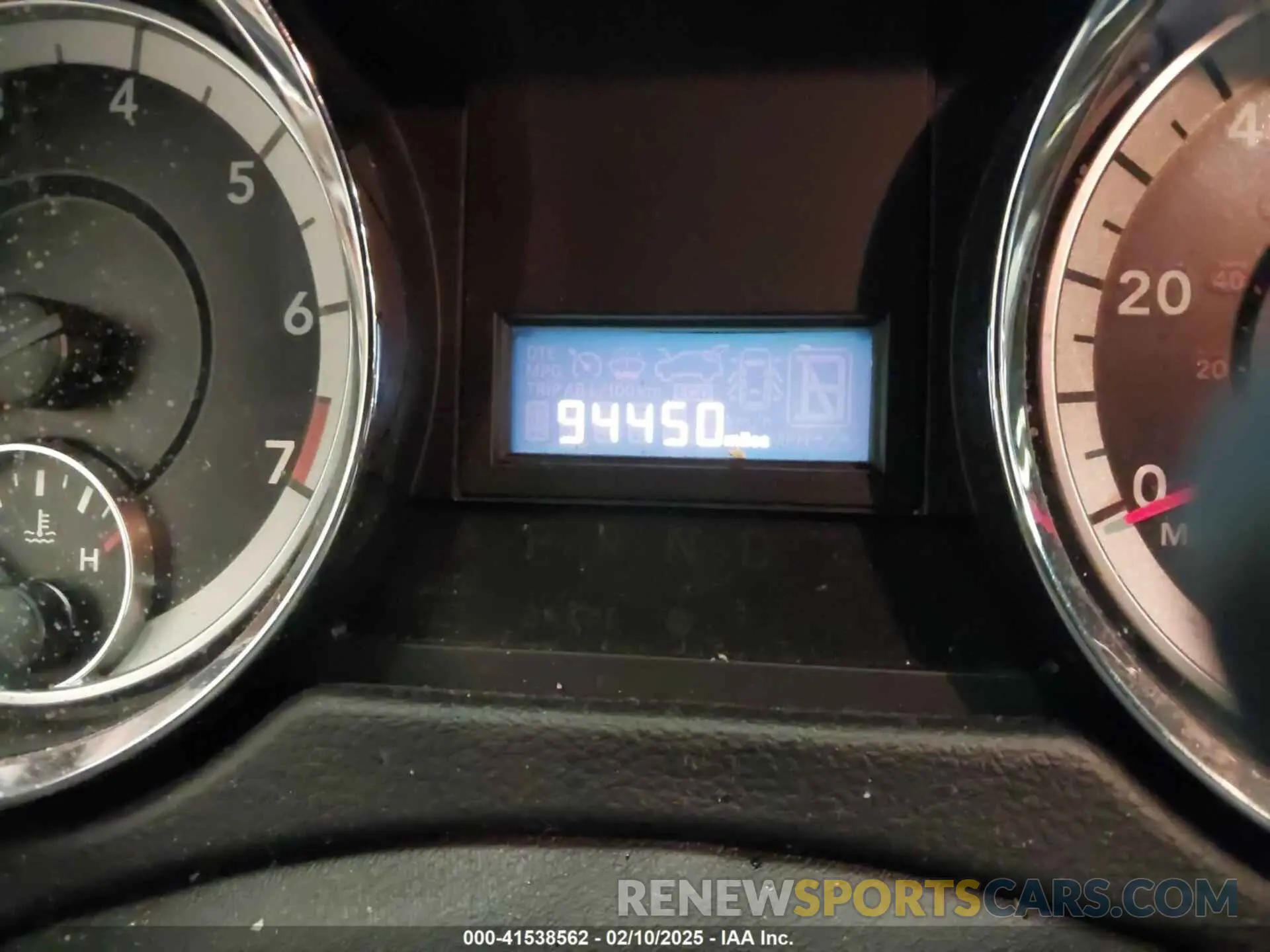 16 Photograph of a damaged car 2C4RDGCG9KR662455 DODGE GRAND CARAVAN 2019