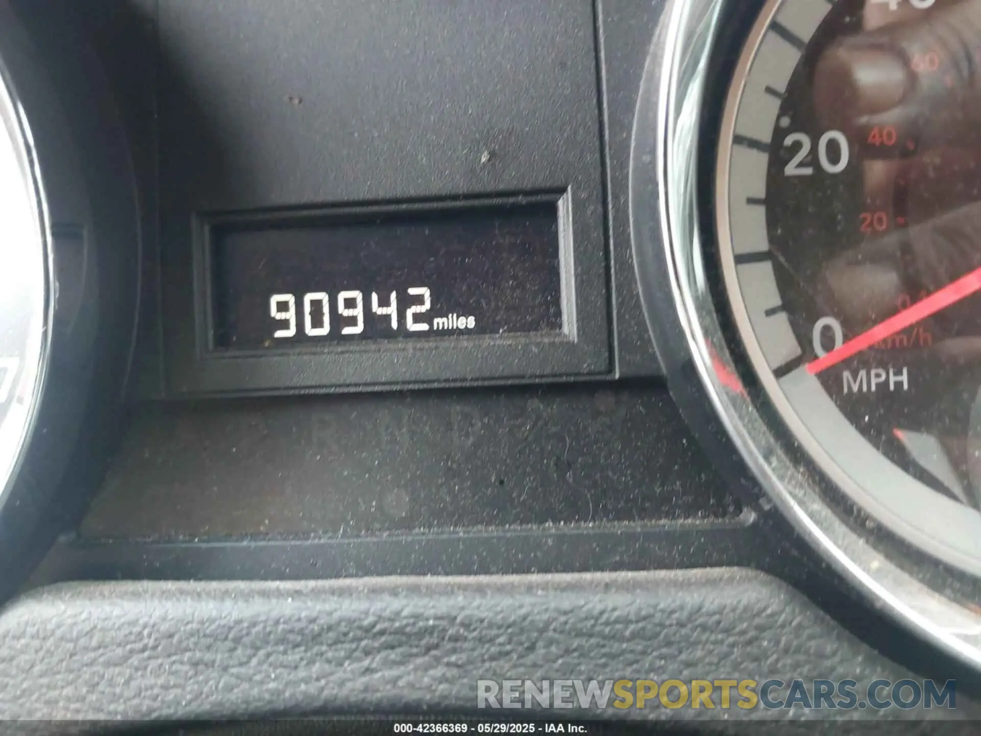 7 Photograph of a damaged car 2C4RDGCG9KR693334 DODGE GRAND CARAVAN 2019