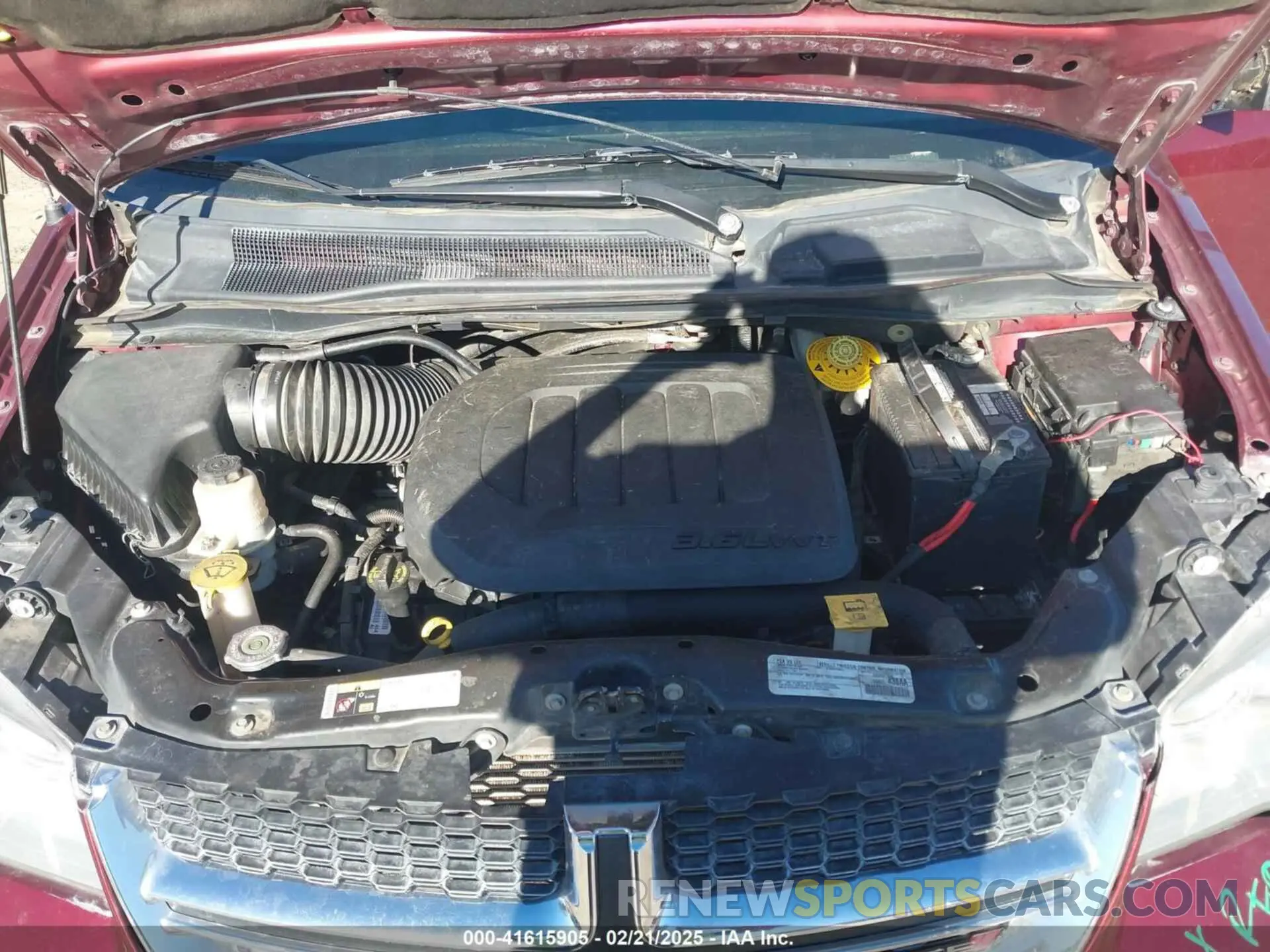 10 Photograph of a damaged car 2C4RDGCG9KR693432 DODGE GRAND CARAVAN 2019