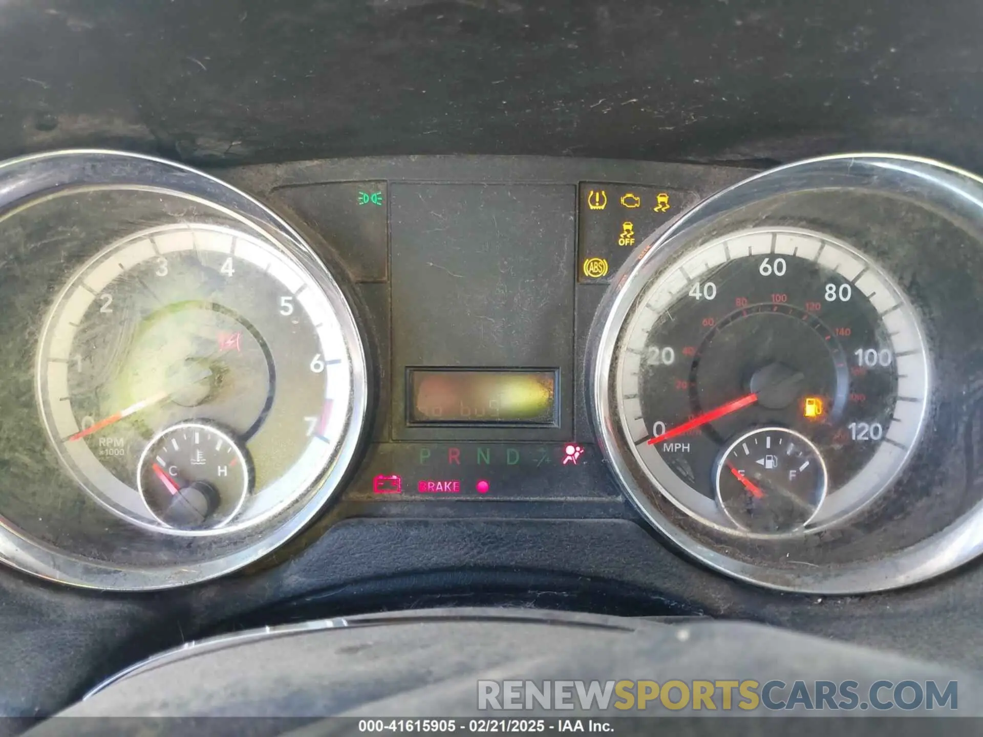 7 Photograph of a damaged car 2C4RDGCG9KR693432 DODGE GRAND CARAVAN 2019