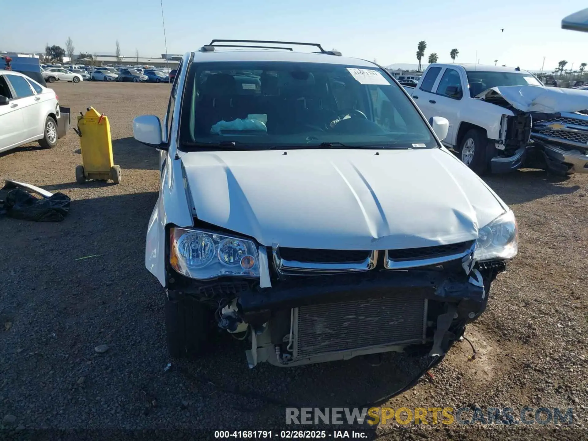 12 Photograph of a damaged car 2C4RDGCGXKR545497 DODGE GRAND CARAVAN 2019