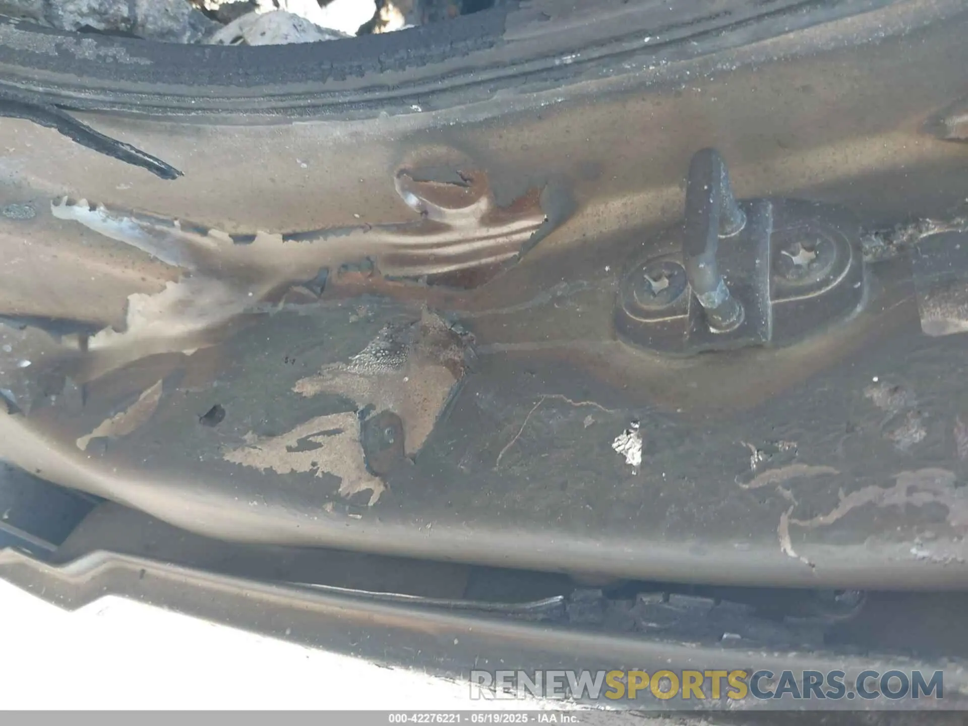 9 Photograph of a damaged car 2C4RDGCGXKR657801 DODGE GRAND CARAVAN 2019