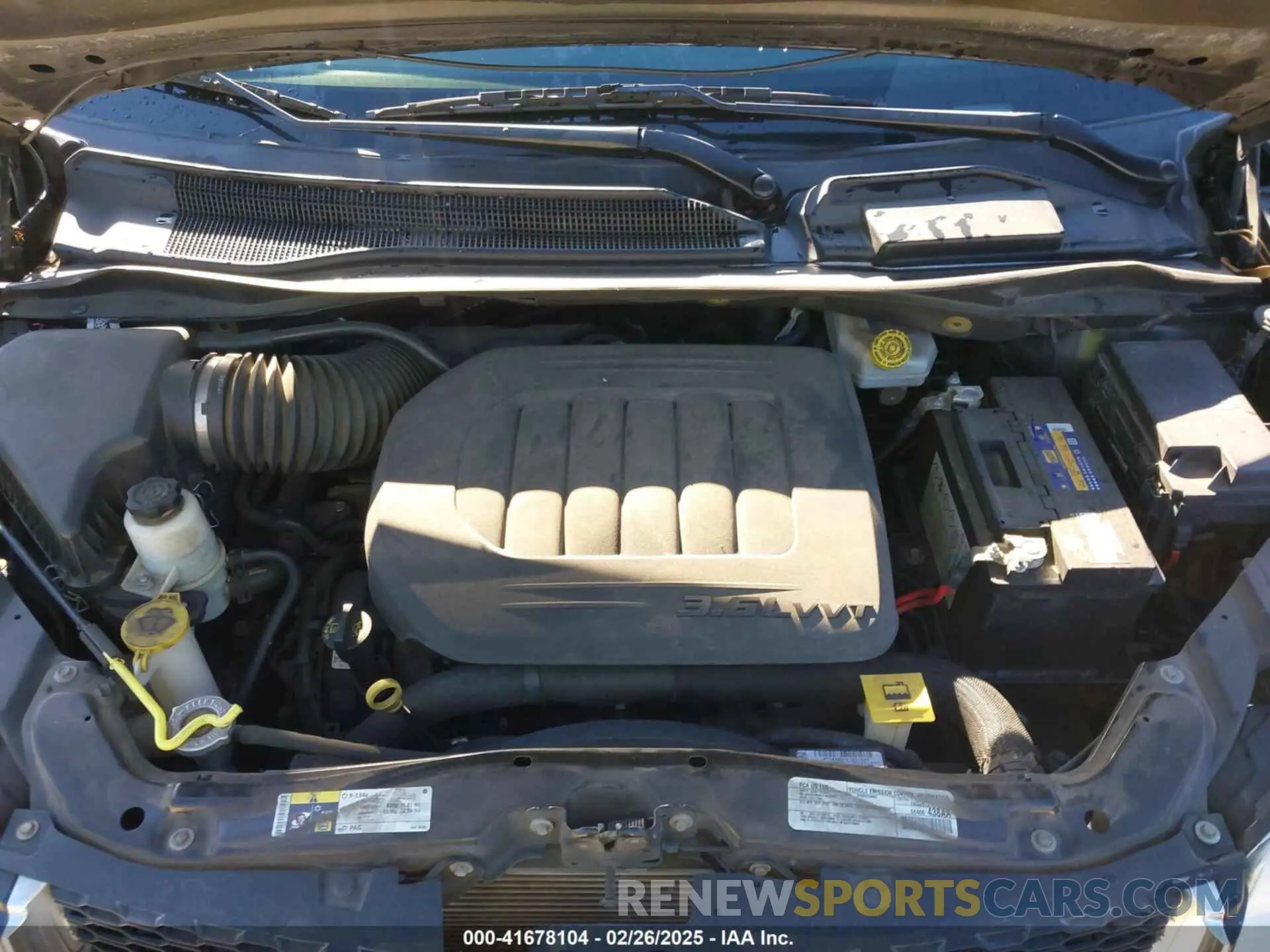 10 Photograph of a damaged car 2C4RDGCGXKR691186 DODGE GRAND CARAVAN 2019