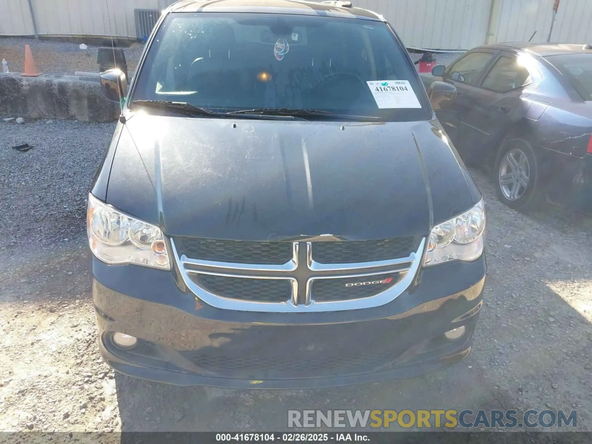 12 Photograph of a damaged car 2C4RDGCGXKR691186 DODGE GRAND CARAVAN 2019