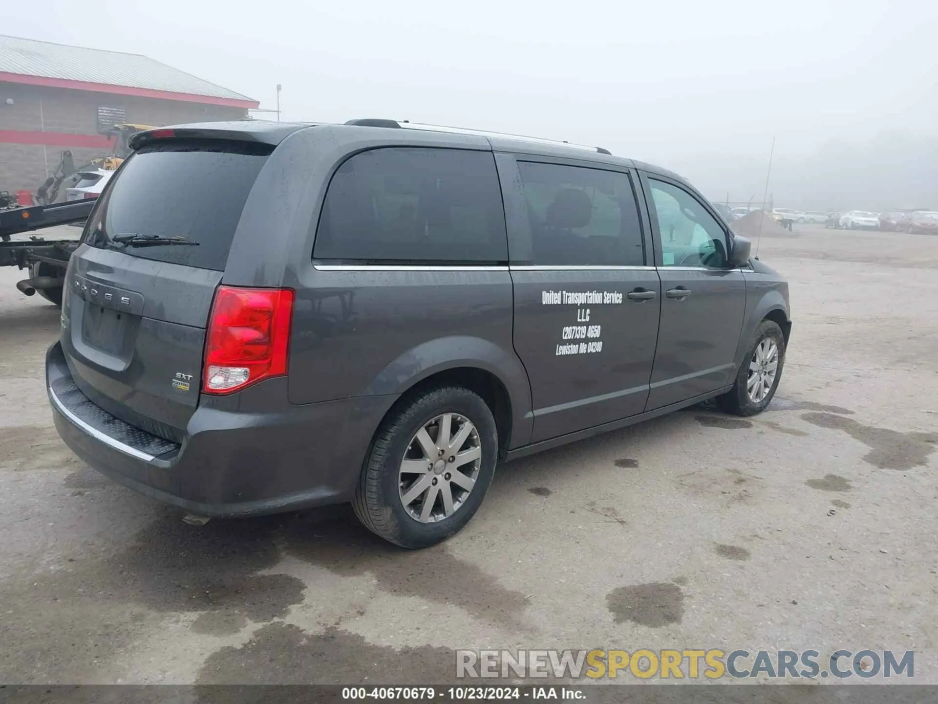 4 Photograph of a damaged car 2C4RDGCGXKR723991 DODGE GRAND CARAVAN 2019
