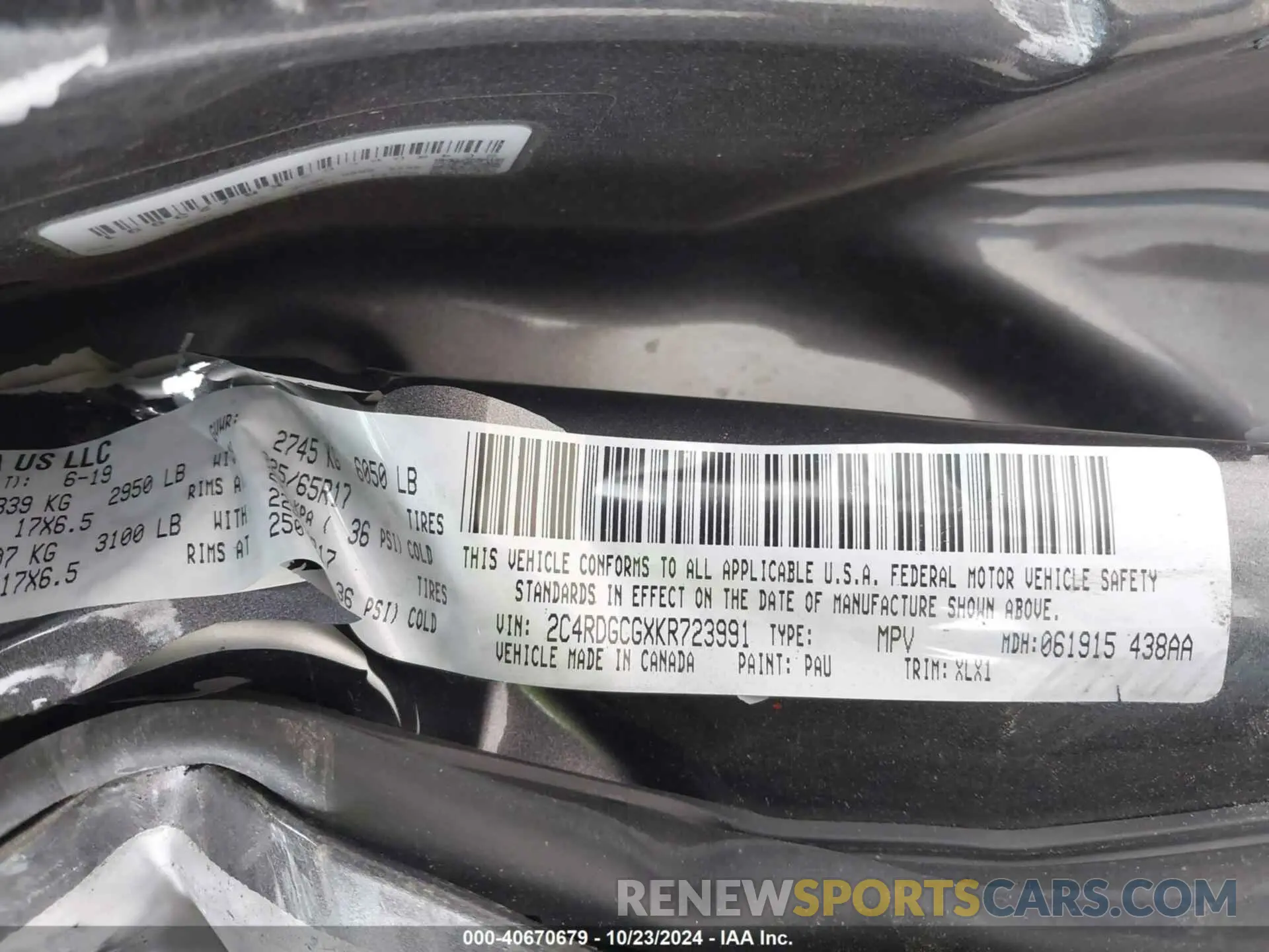 9 Photograph of a damaged car 2C4RDGCGXKR723991 DODGE GRAND CARAVAN 2019