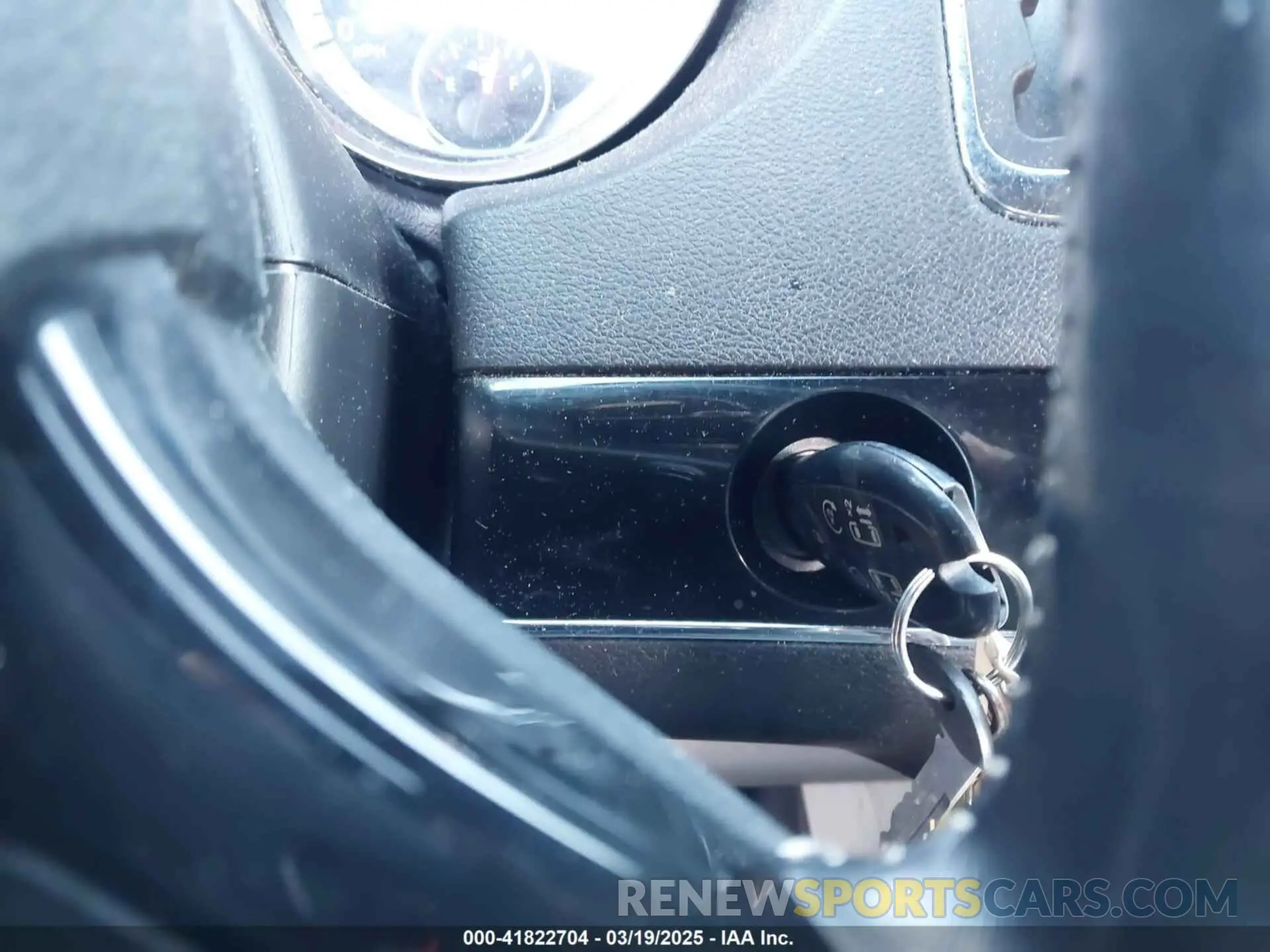 11 Photograph of a damaged car 2C4RDGCGXKR761883 DODGE GRAND CARAVAN 2019