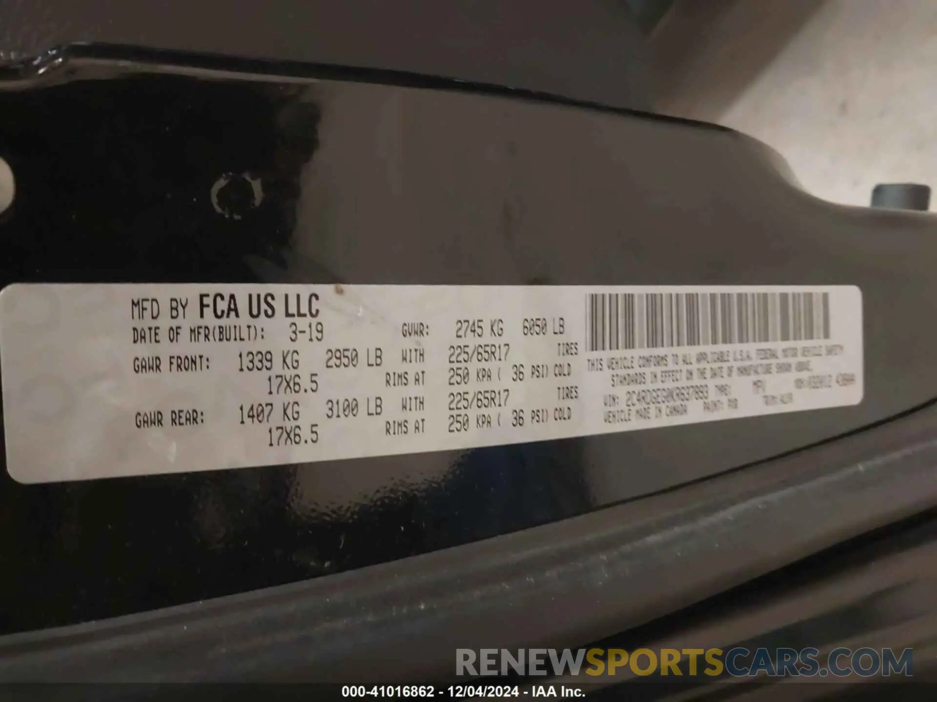 9 Photograph of a damaged car 2C4RDGEG0KR637893 DODGE GRAND CARAVAN 2019